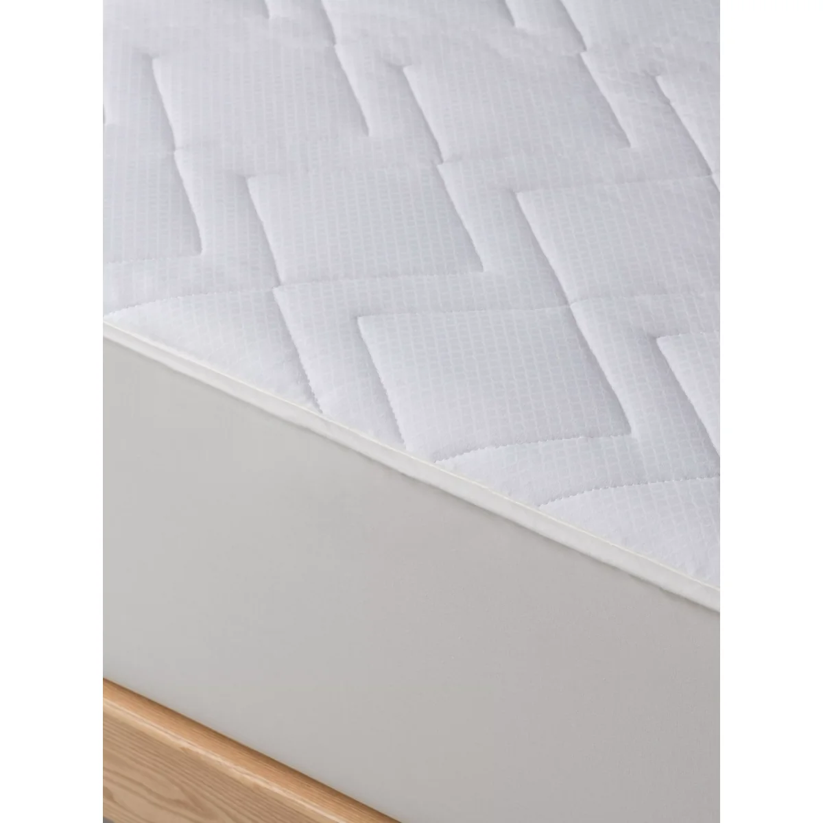 Velfont Temperature Regulating Quilted Mattress Protector – image 3