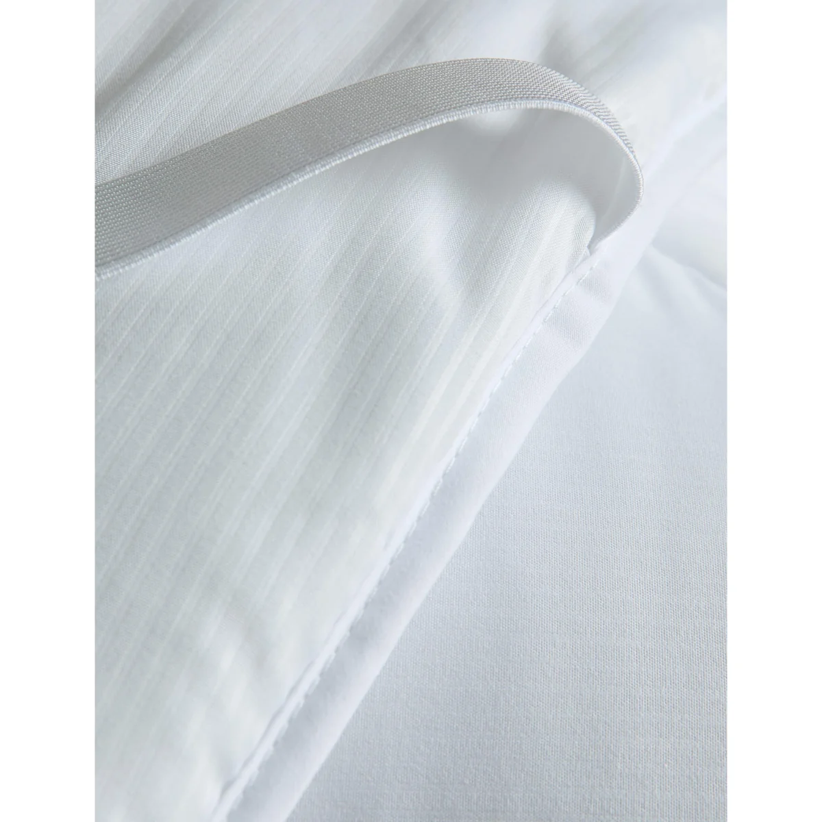 M&S Simply Soft Mattress Topper - 6FT - White, White – image 4