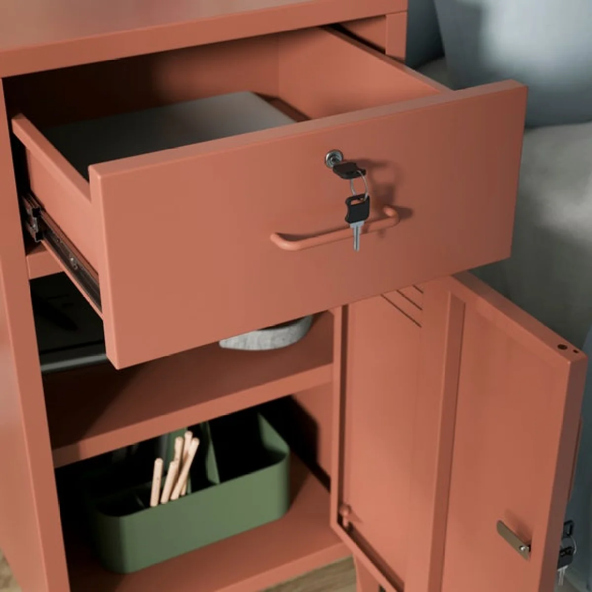 Helga Lockable Office Desk – image 2