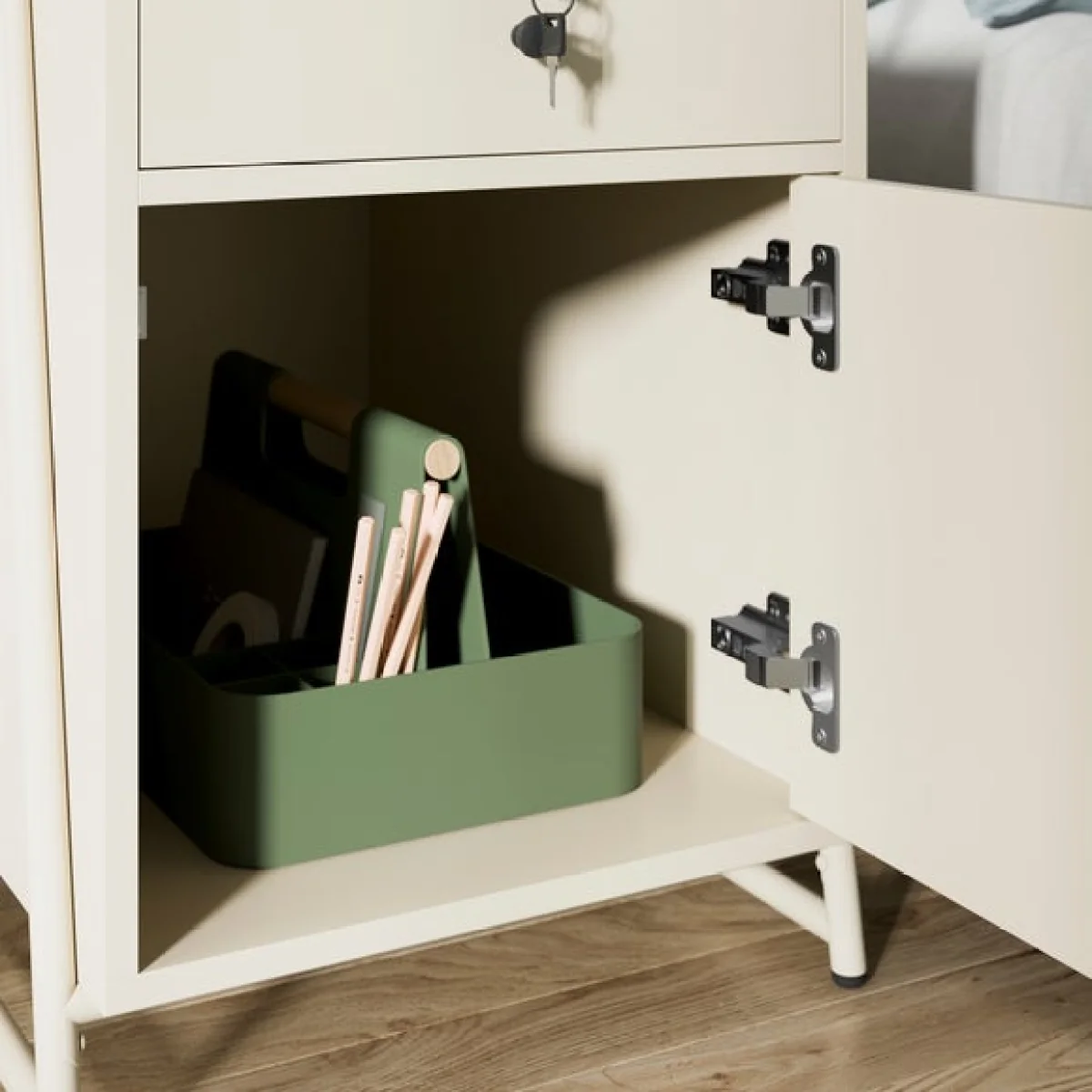 Alannah Lockable Desk – image 4