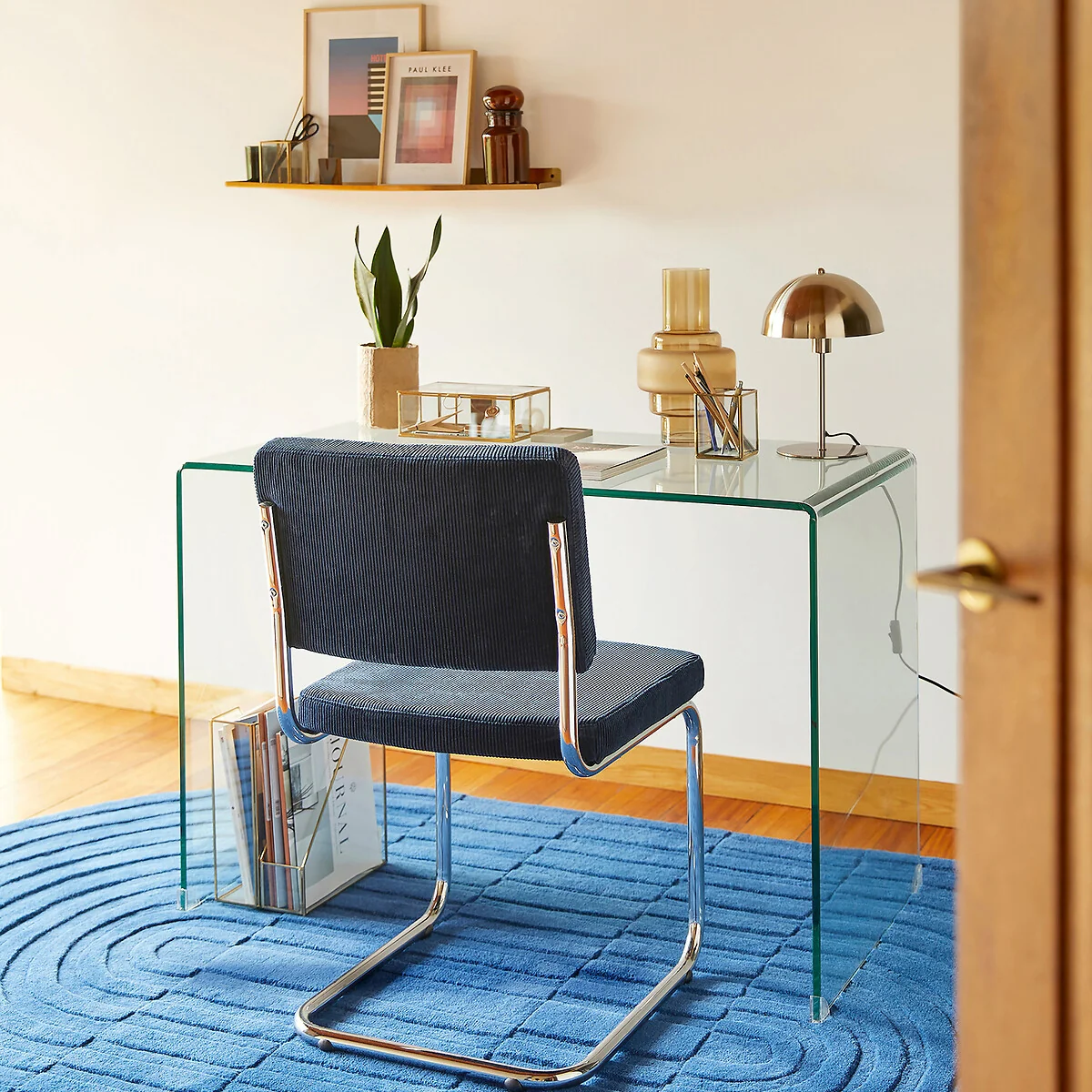 Joan Console Desk in Tempered Glass – image 2