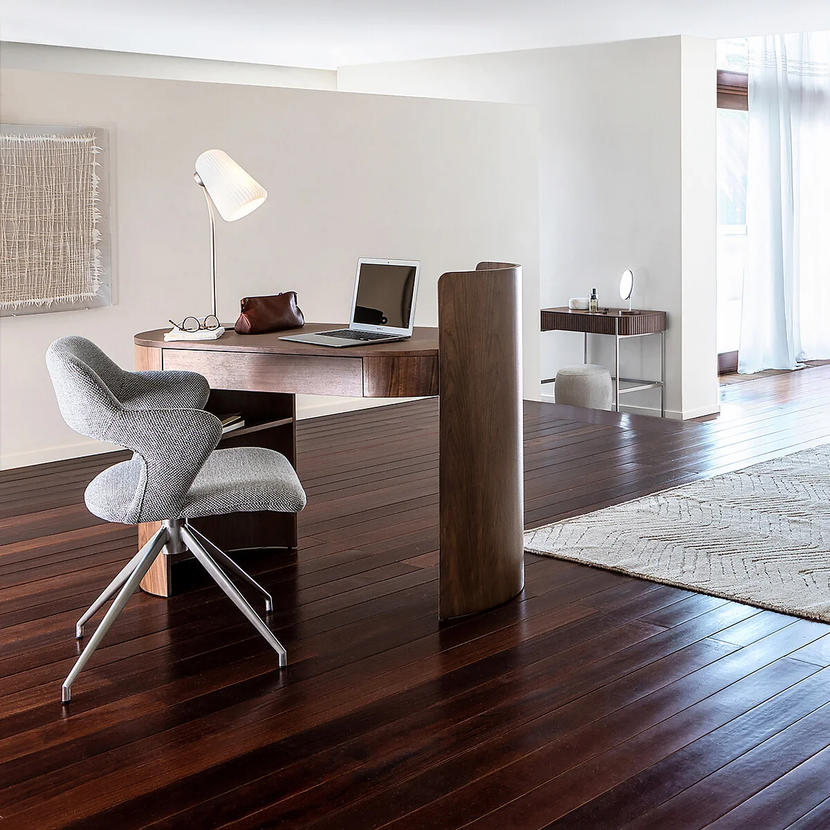 Abbas Desk in Walnut Veneer and Leather – image 2