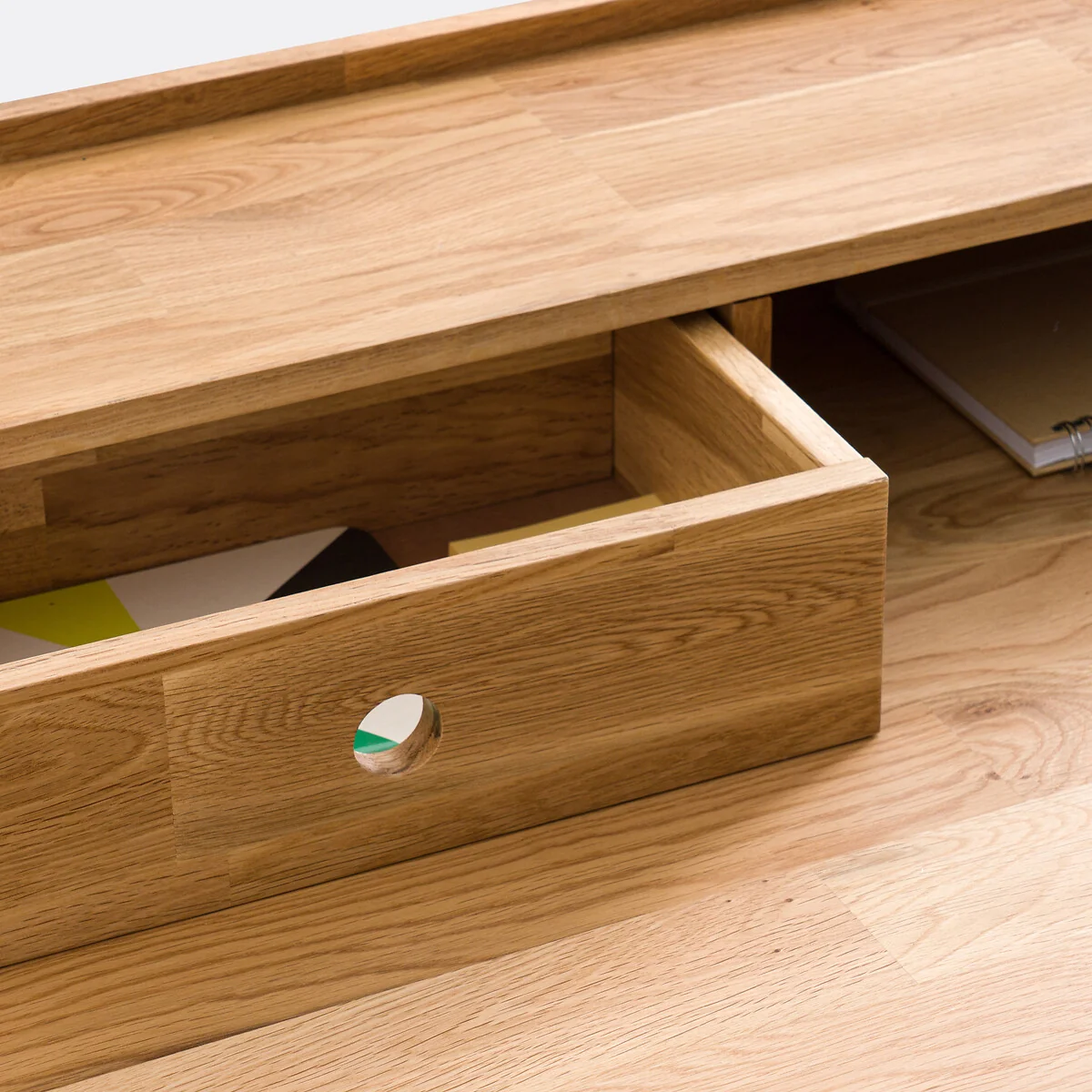 Hiba Low Riser Desk in Metal and Oak Veneer – image 5