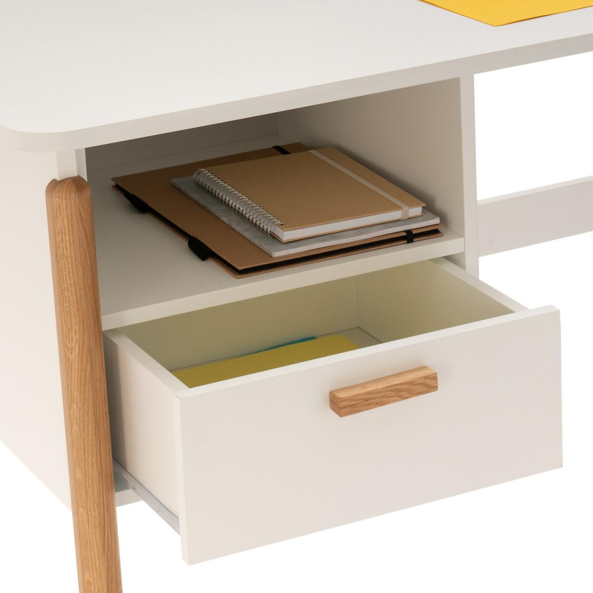 Nadil Child's Desk – image 4