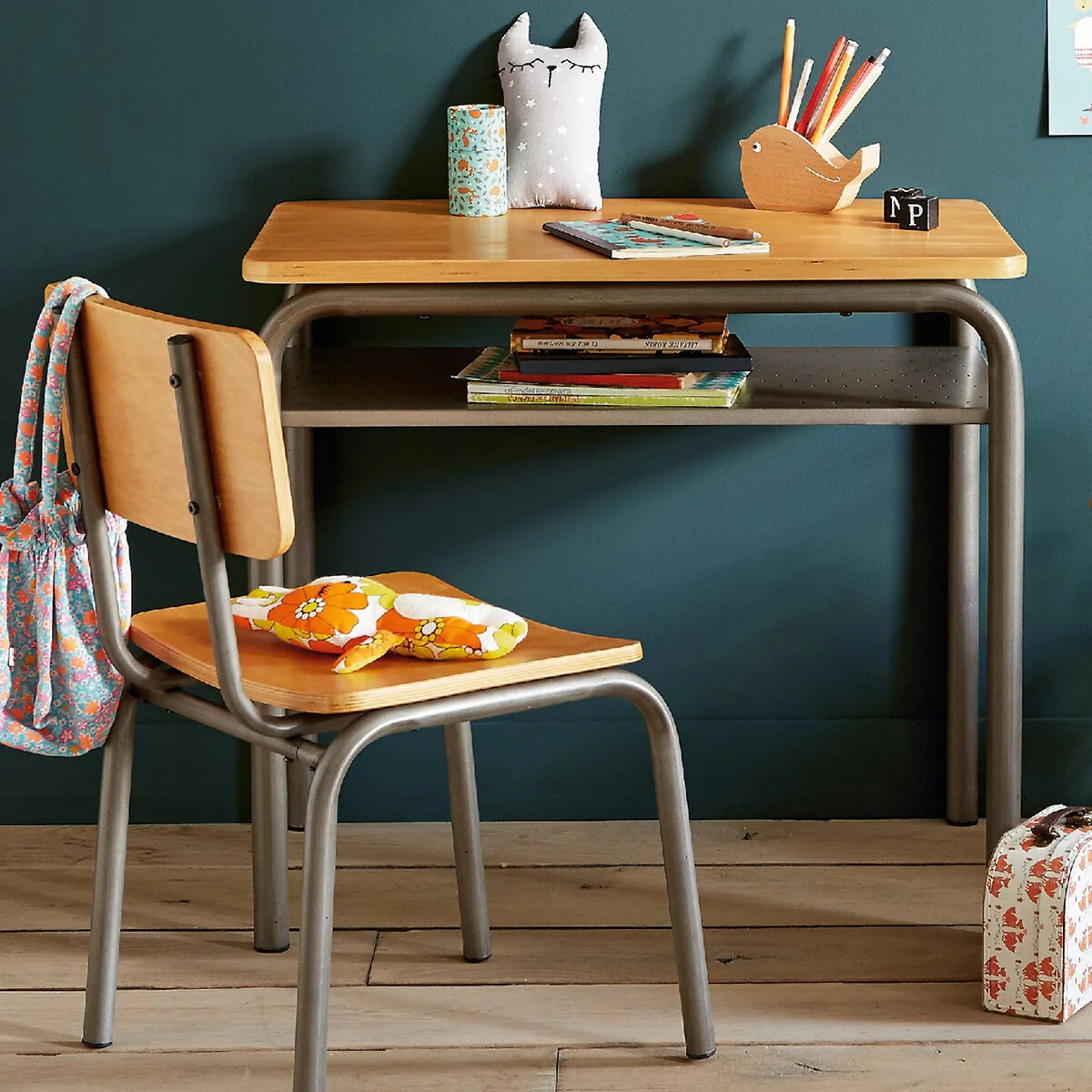 Buton Vintage Metal School Desk and Chair – image 2