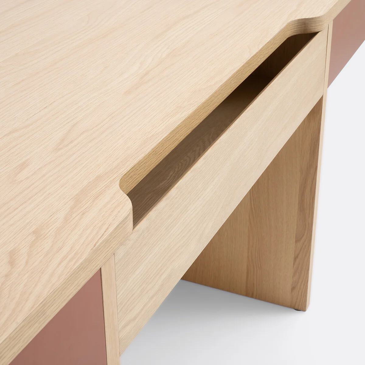 Siem XL Desk in Oak Veneer with 2 Lacquered Drawers – image 5