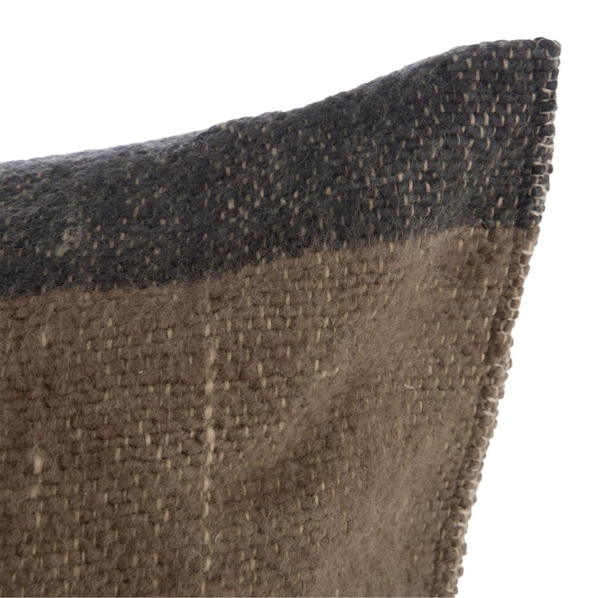 Corrib Cushion – image 4