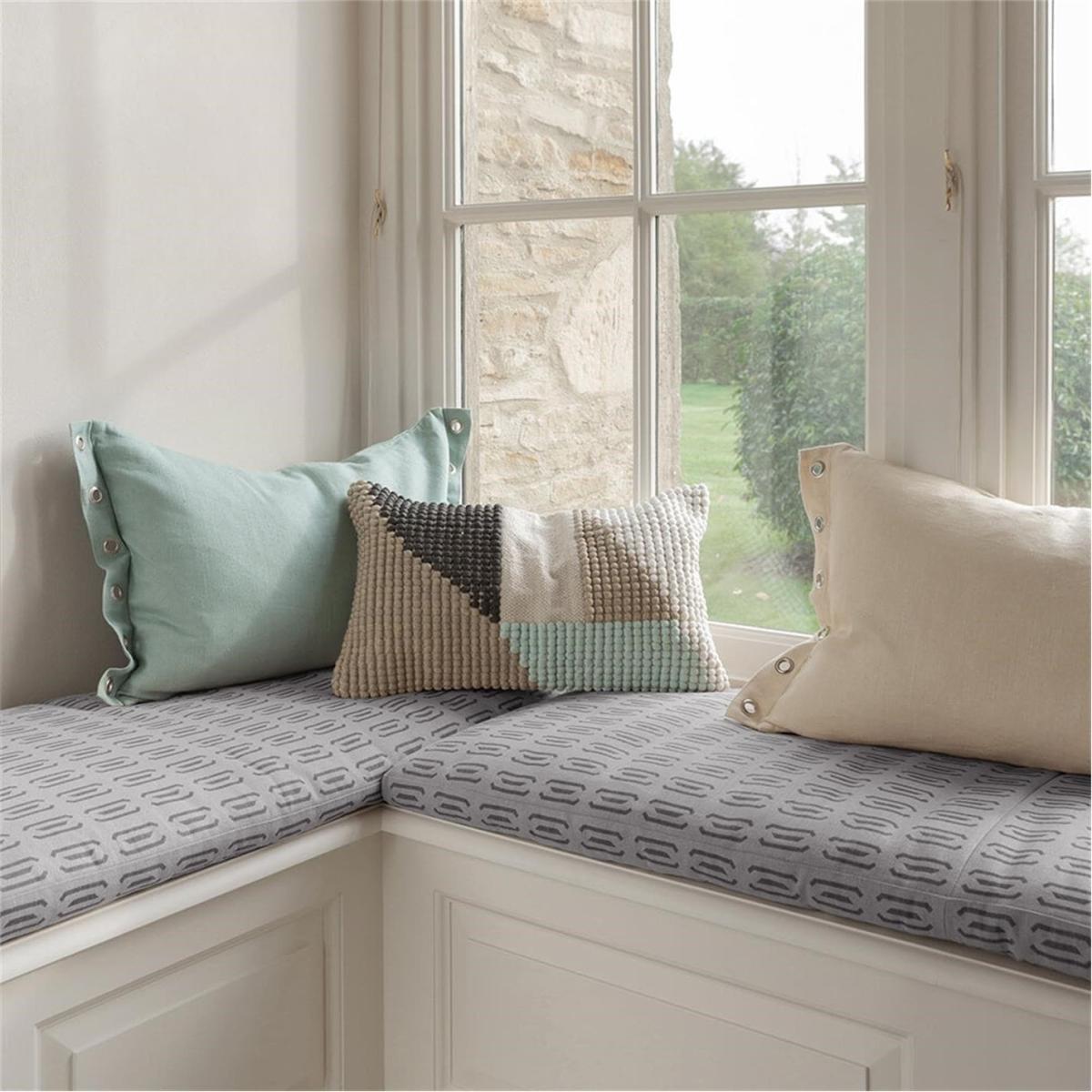 Needlepoint Cushion – image 2