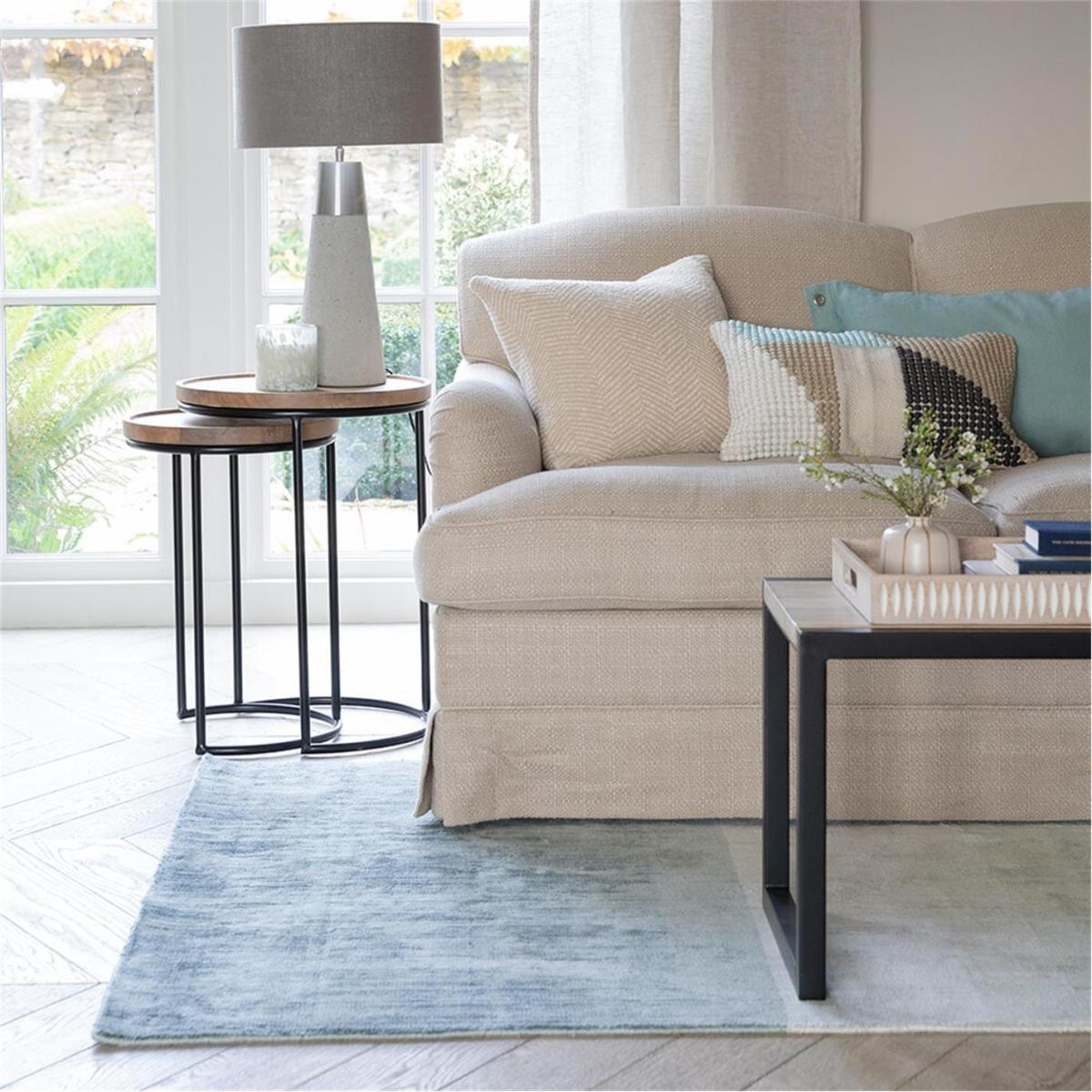 Needlepoint Cushion – image 9