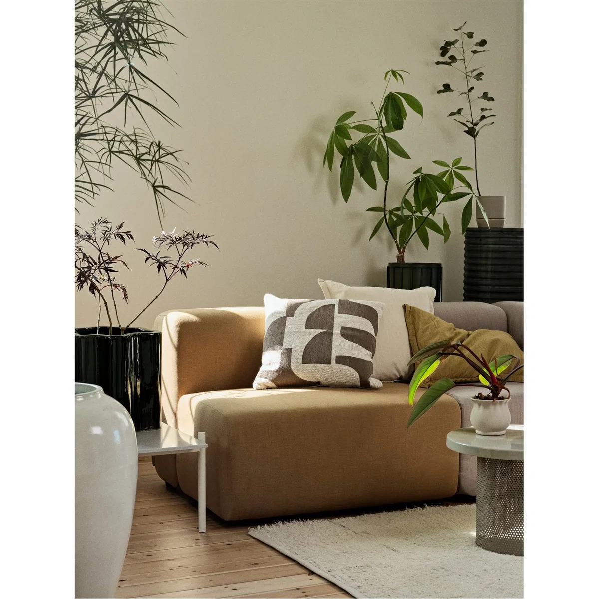 Mundo Cushion – image 2