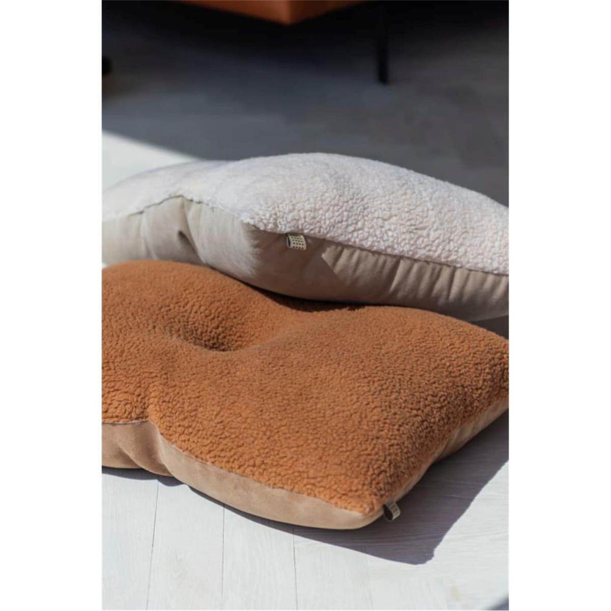 Teddy Cushion – image 3