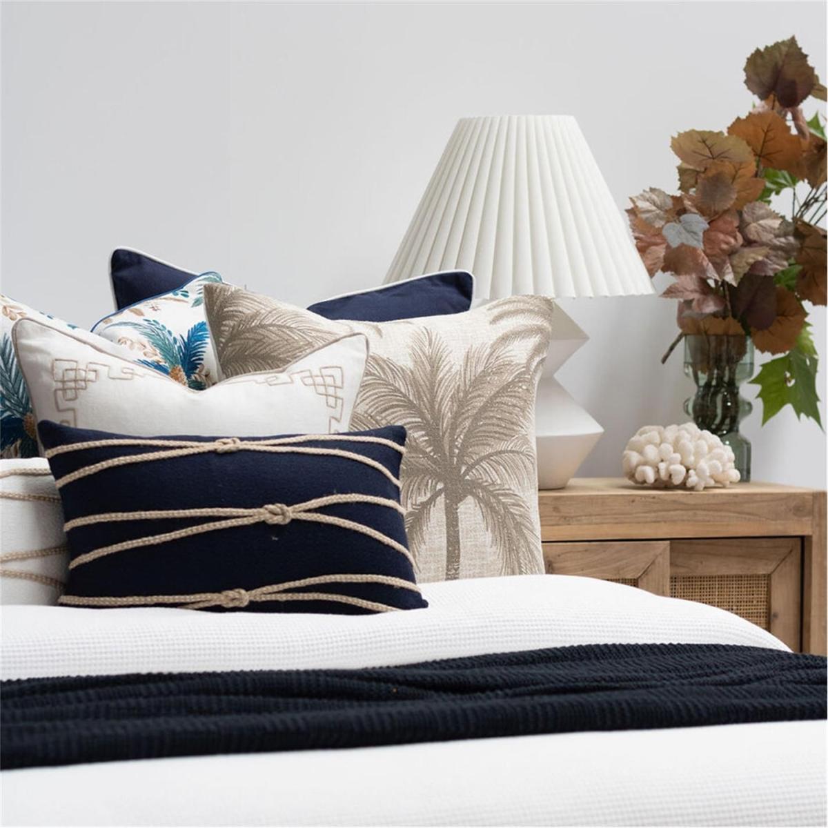 Living Newport Rope Cushion – image 2