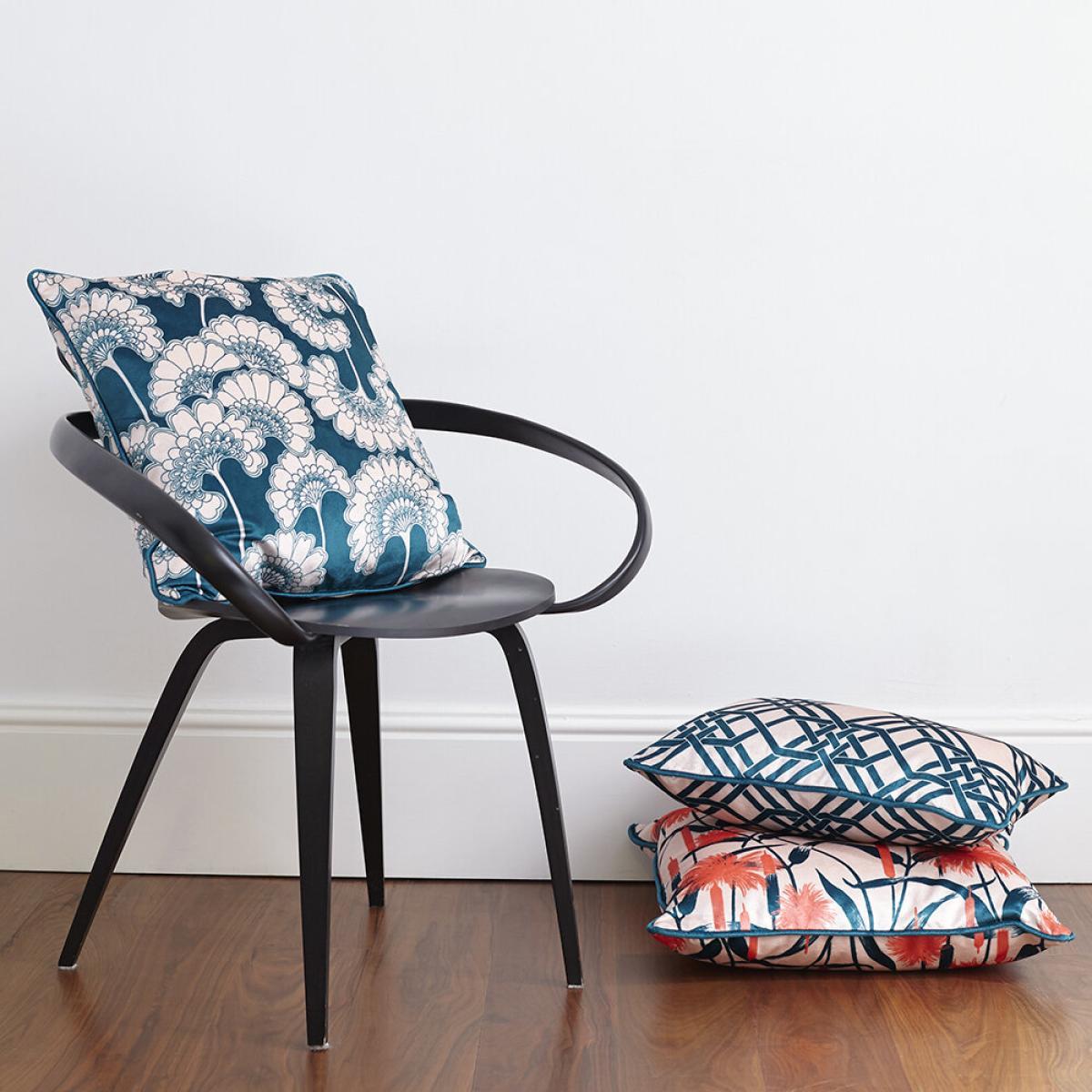 Florence Broadhurst - Pagoda Velvet Cushion - 50x30cm - Green & Blush – image 2