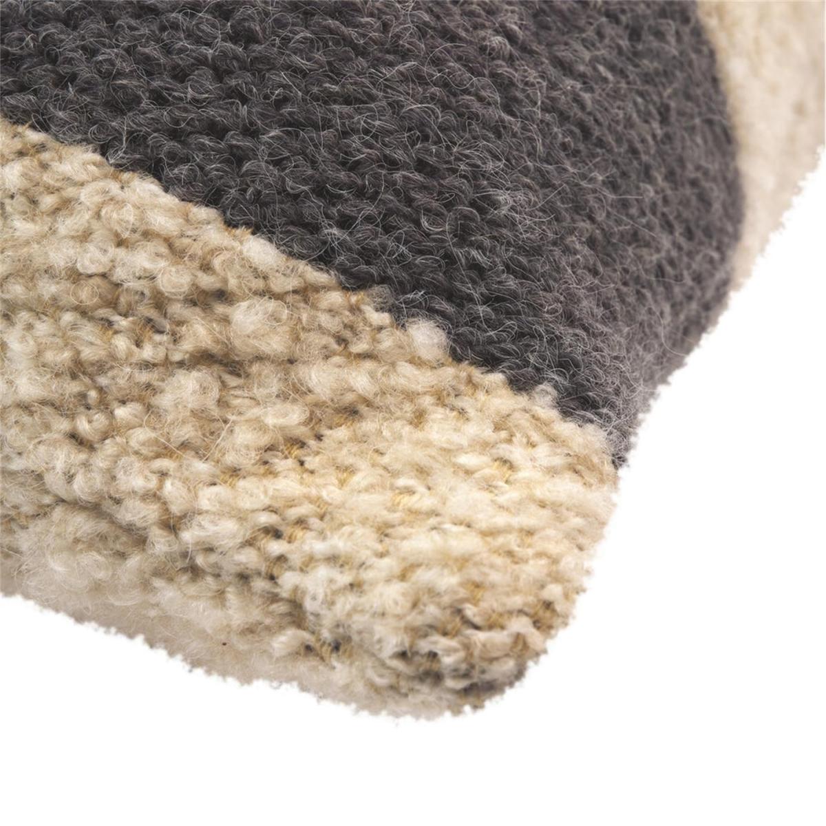 Urban Cushion – image 5