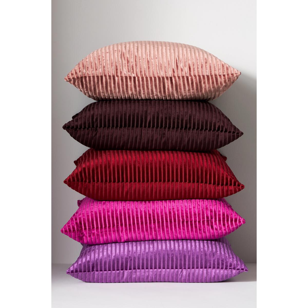 Fiora Textured Stripe Cushion – image 4
