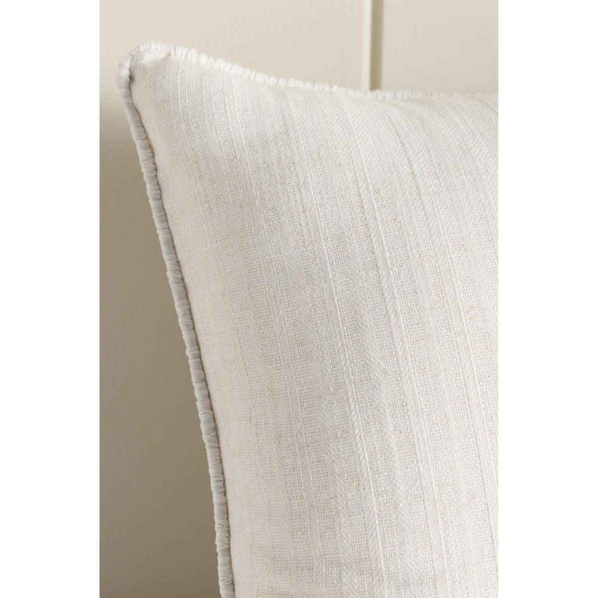 Rowen Linen-Blend Cushion – image 3