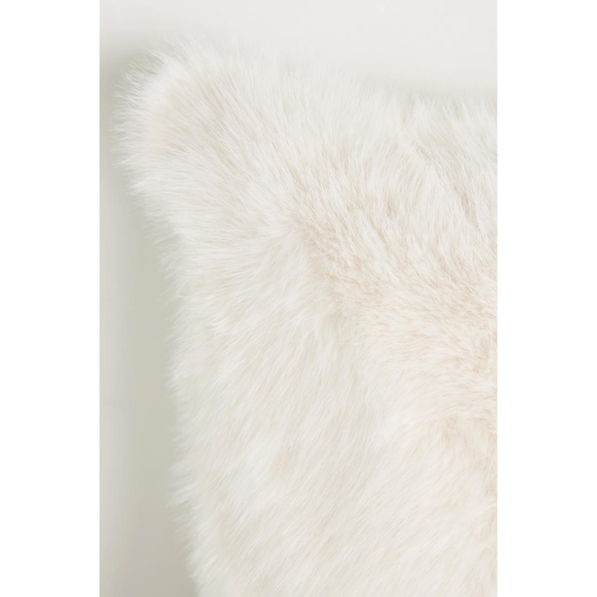 Chloe Faux Fur Cushion – image 3