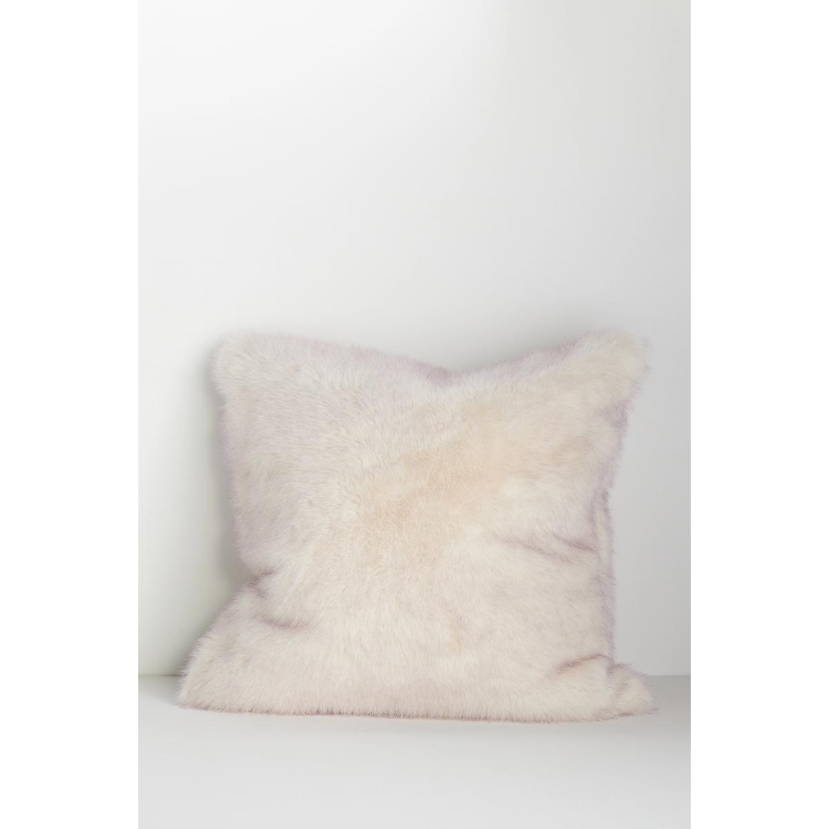 Chloe Faux Fur Cushion – image 8