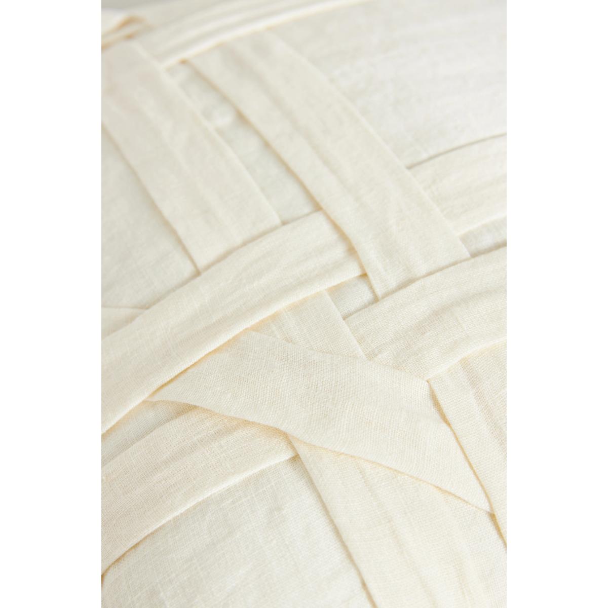 Interlace Linen Cushion – image 4