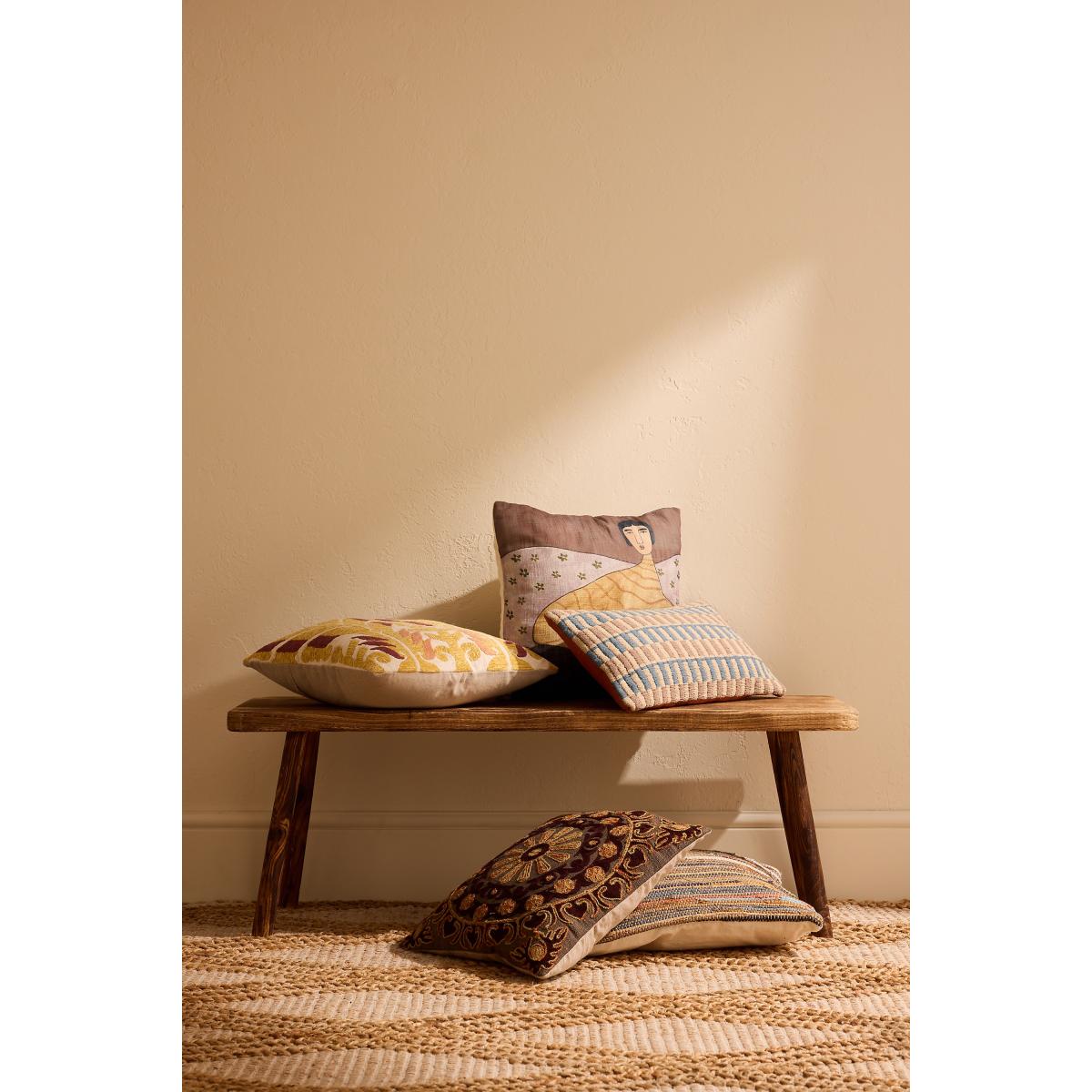 Newton Cushion – image 3