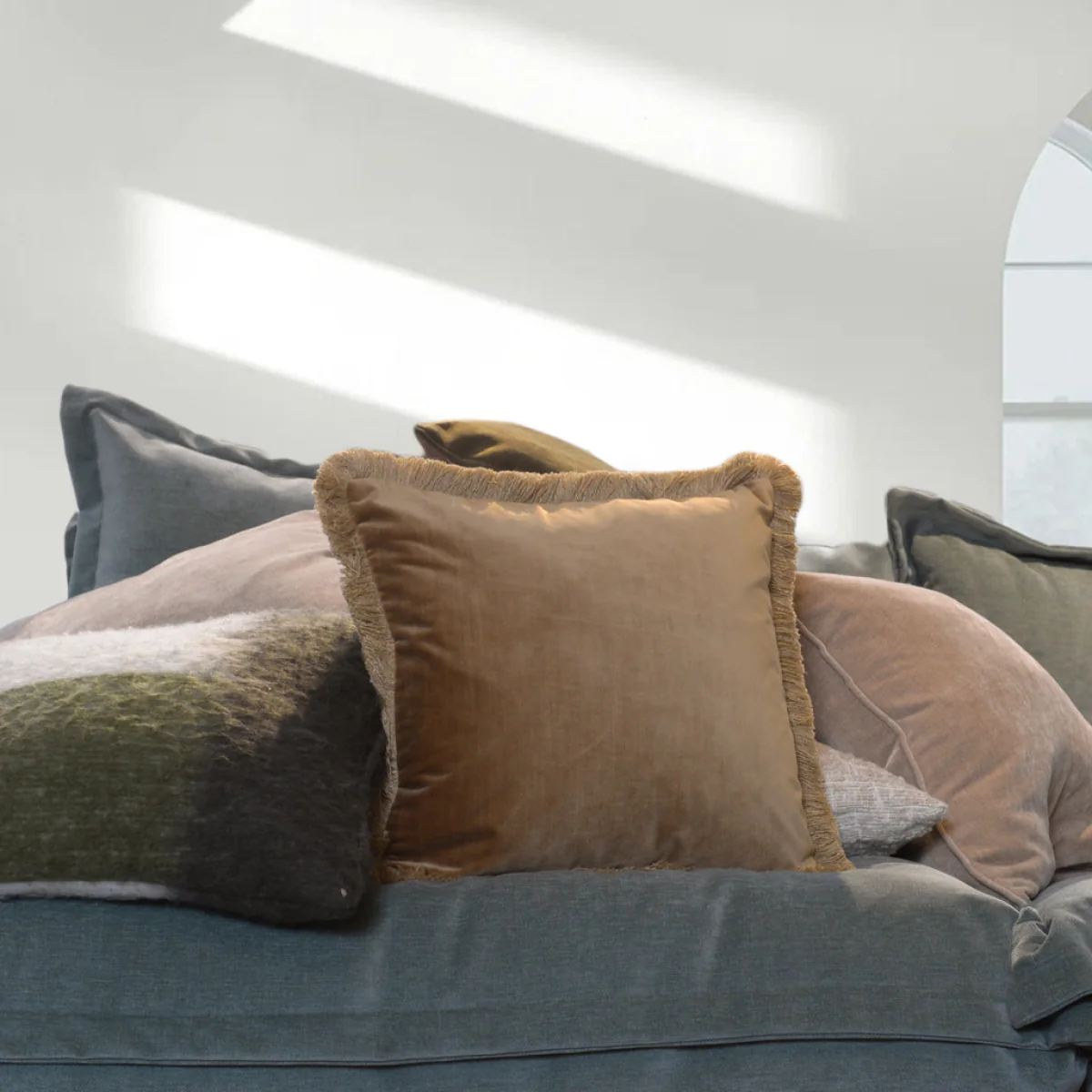 Nova Cushion, Gold – image 2