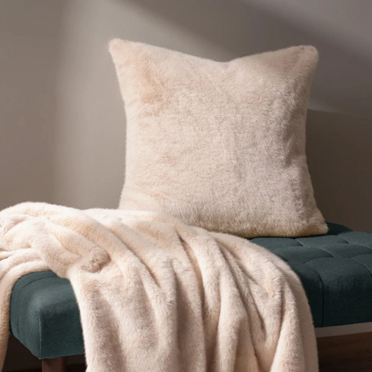 Faux Fur Cushion, Brûlée – image 6