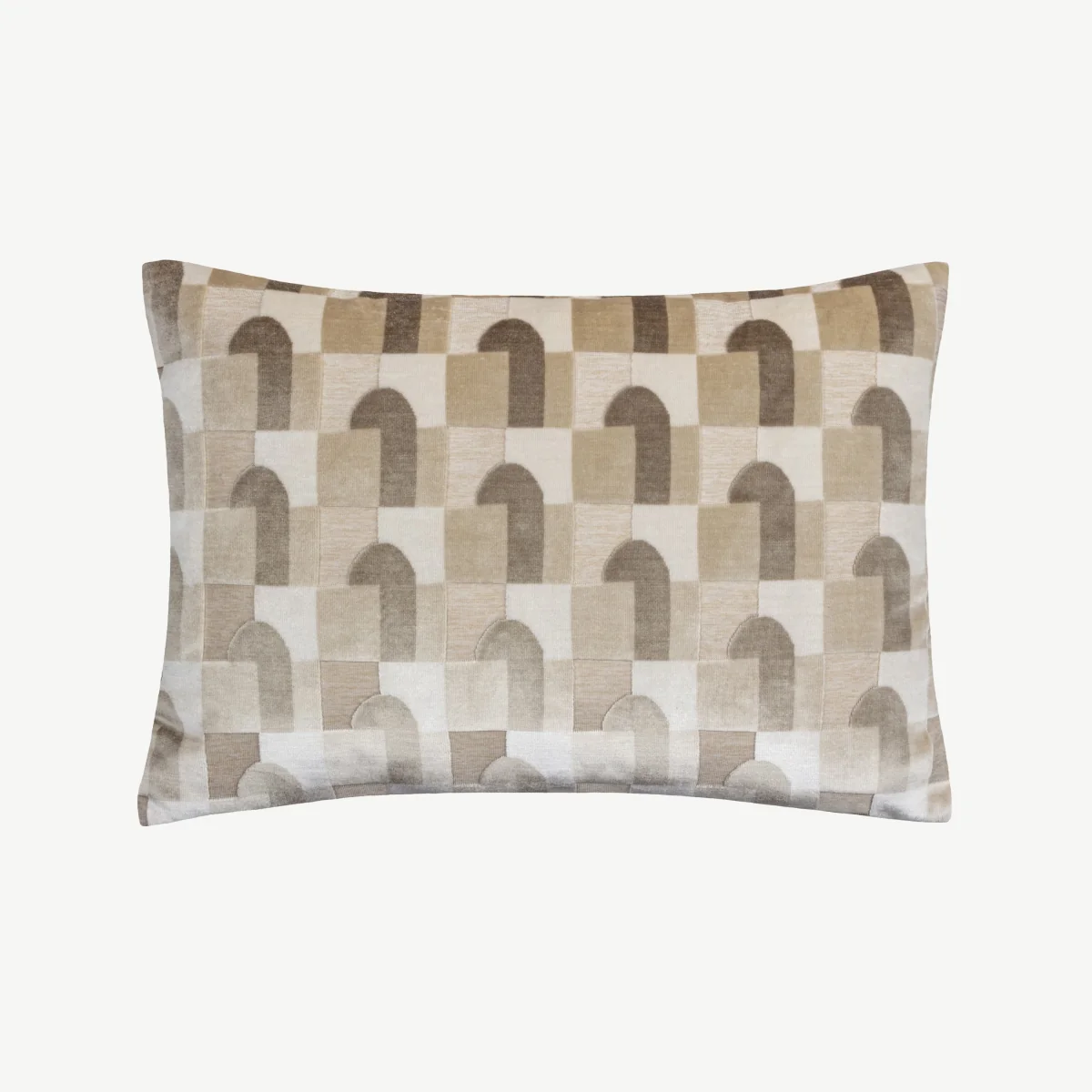 Geometric Cushion Natural – image 3