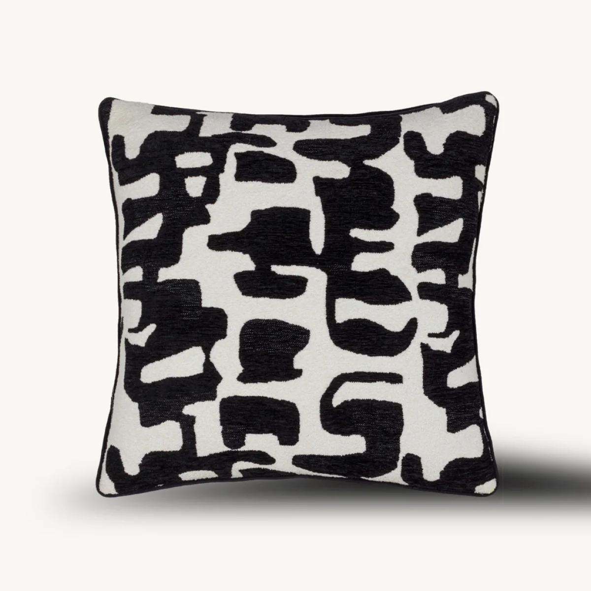 Copacabana Boucle Jacquard Cushion – image 4