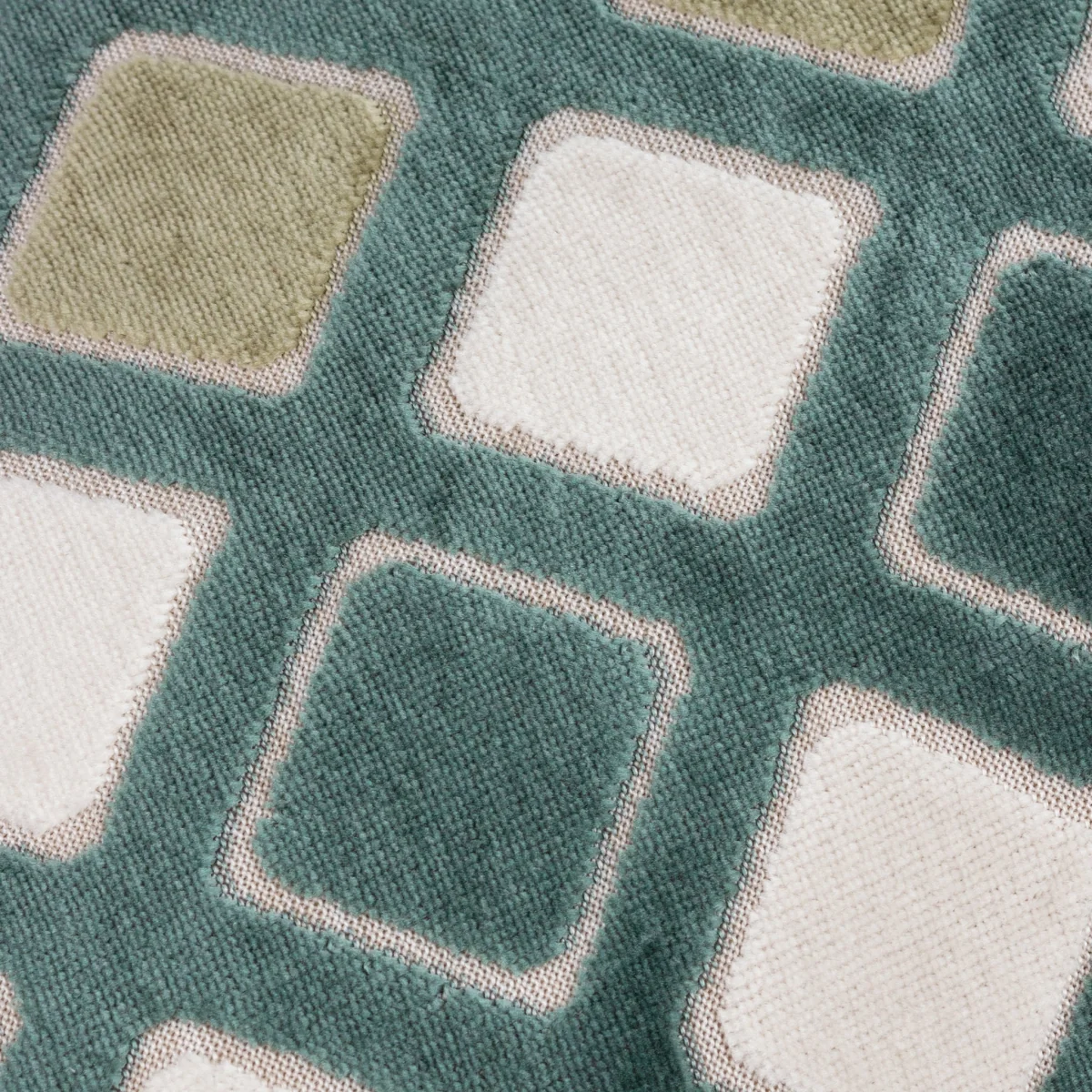 Comet Velvet Cut Cushion – image 2