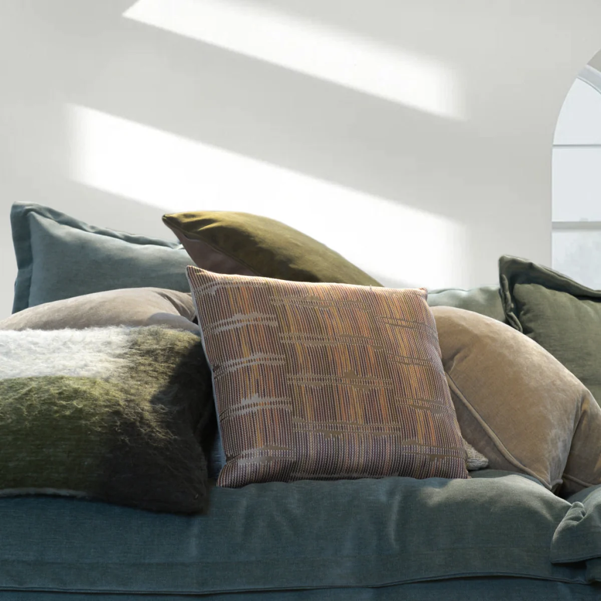 Mulberry Shimmer Cushion – image 3