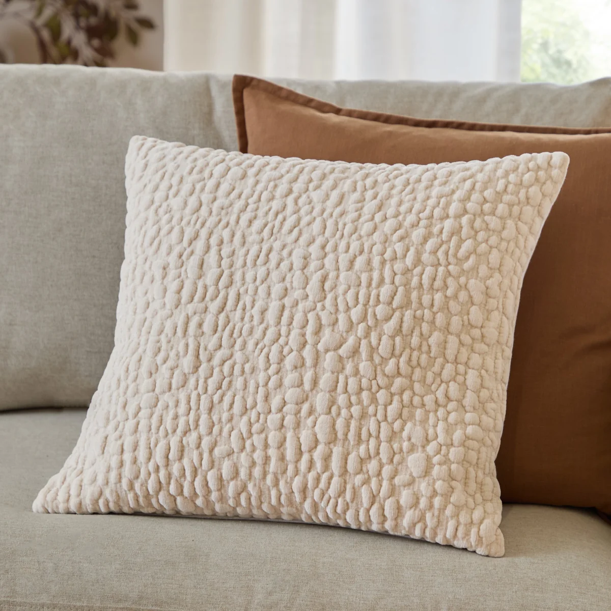 Solstice Chenille Cushion, Natural – image 2
