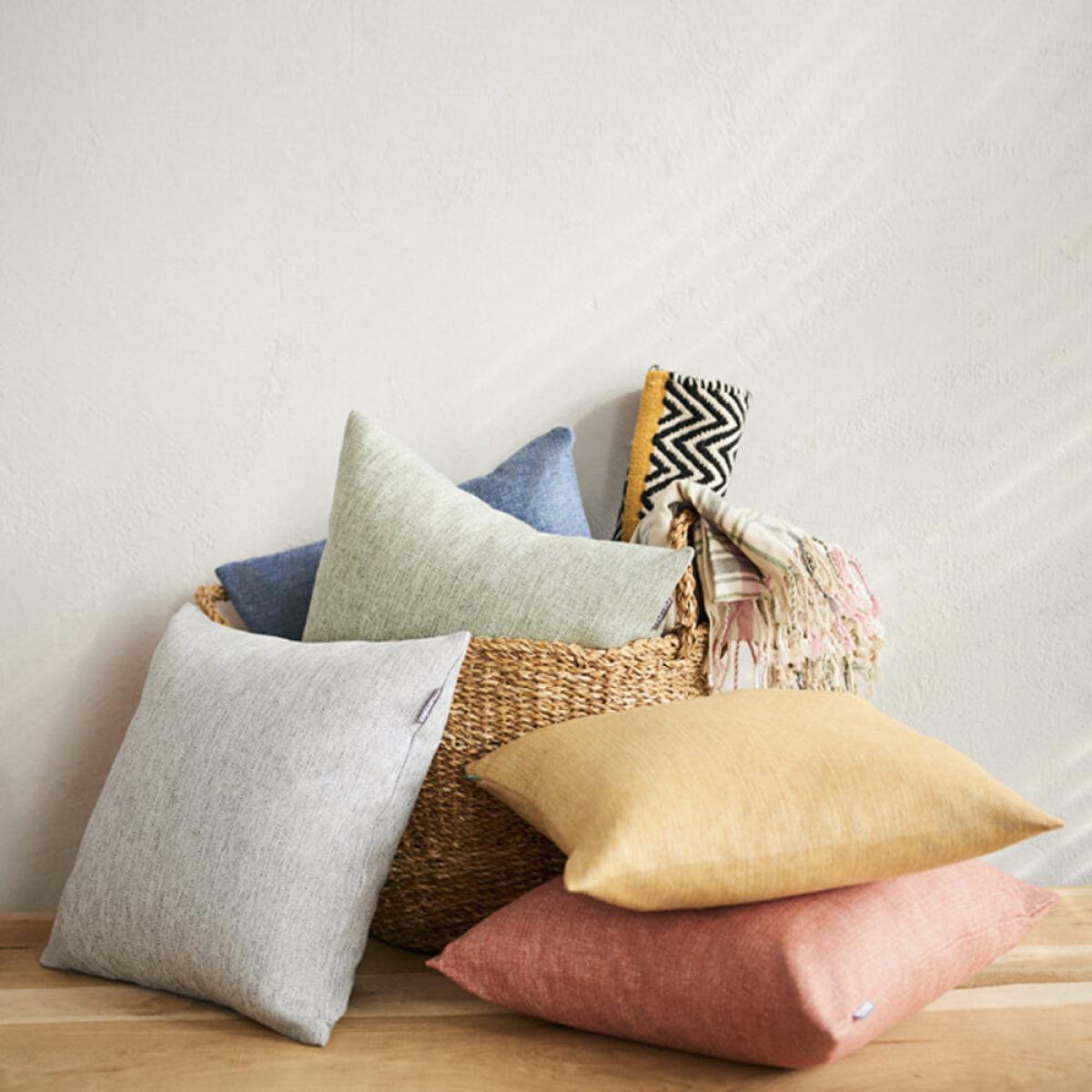 Mint Vila Pillowcase – image 2