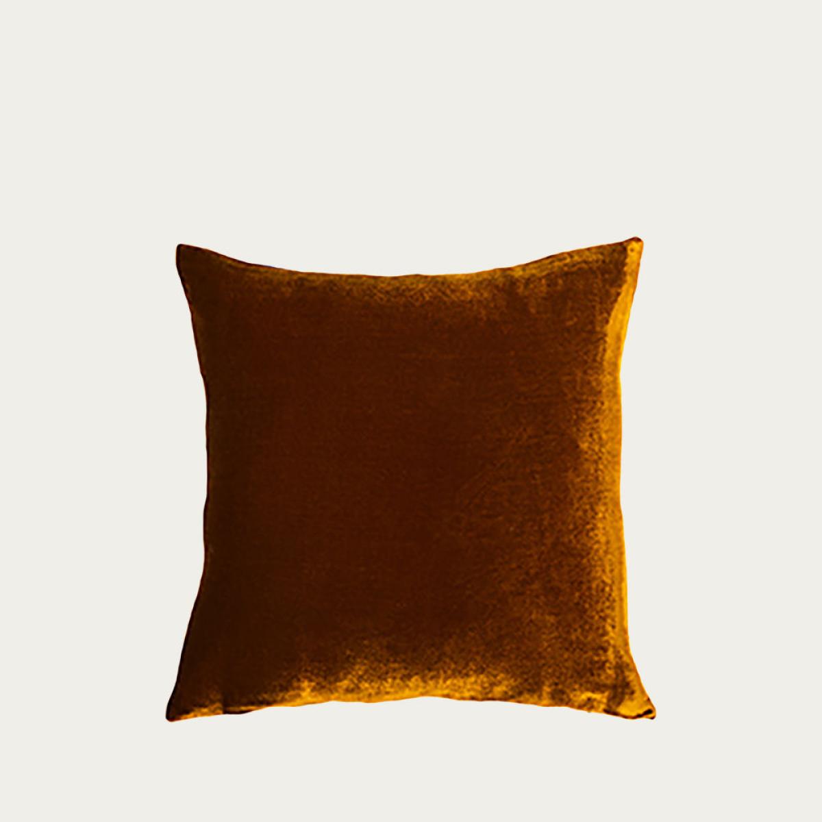 Brollow Cushion – image 3
