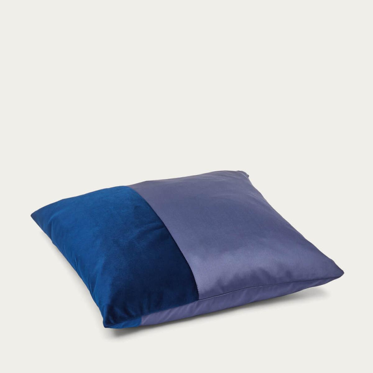 Darkblue Duo - A Duo of Decadence – image 2