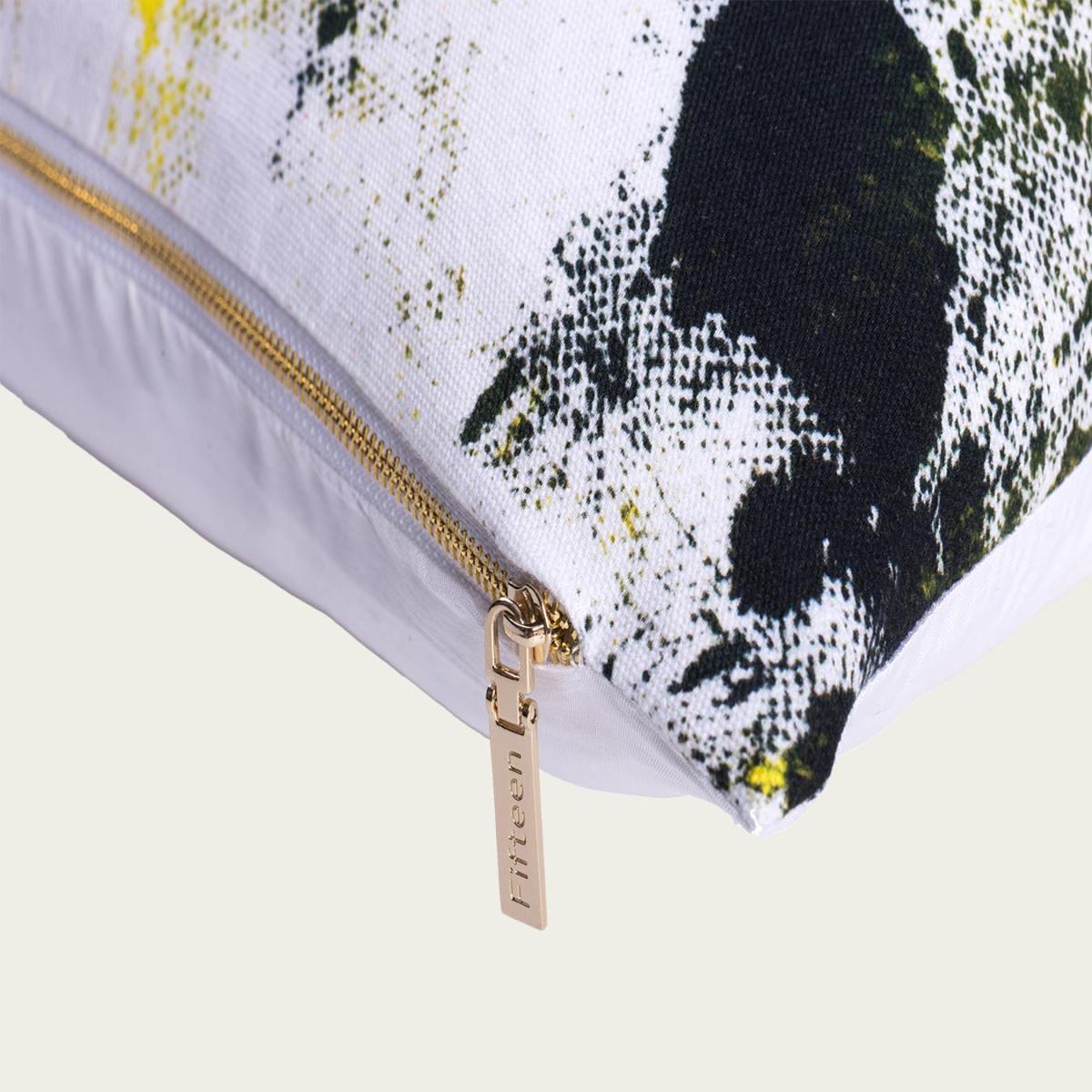 Virion Cushion – image 4