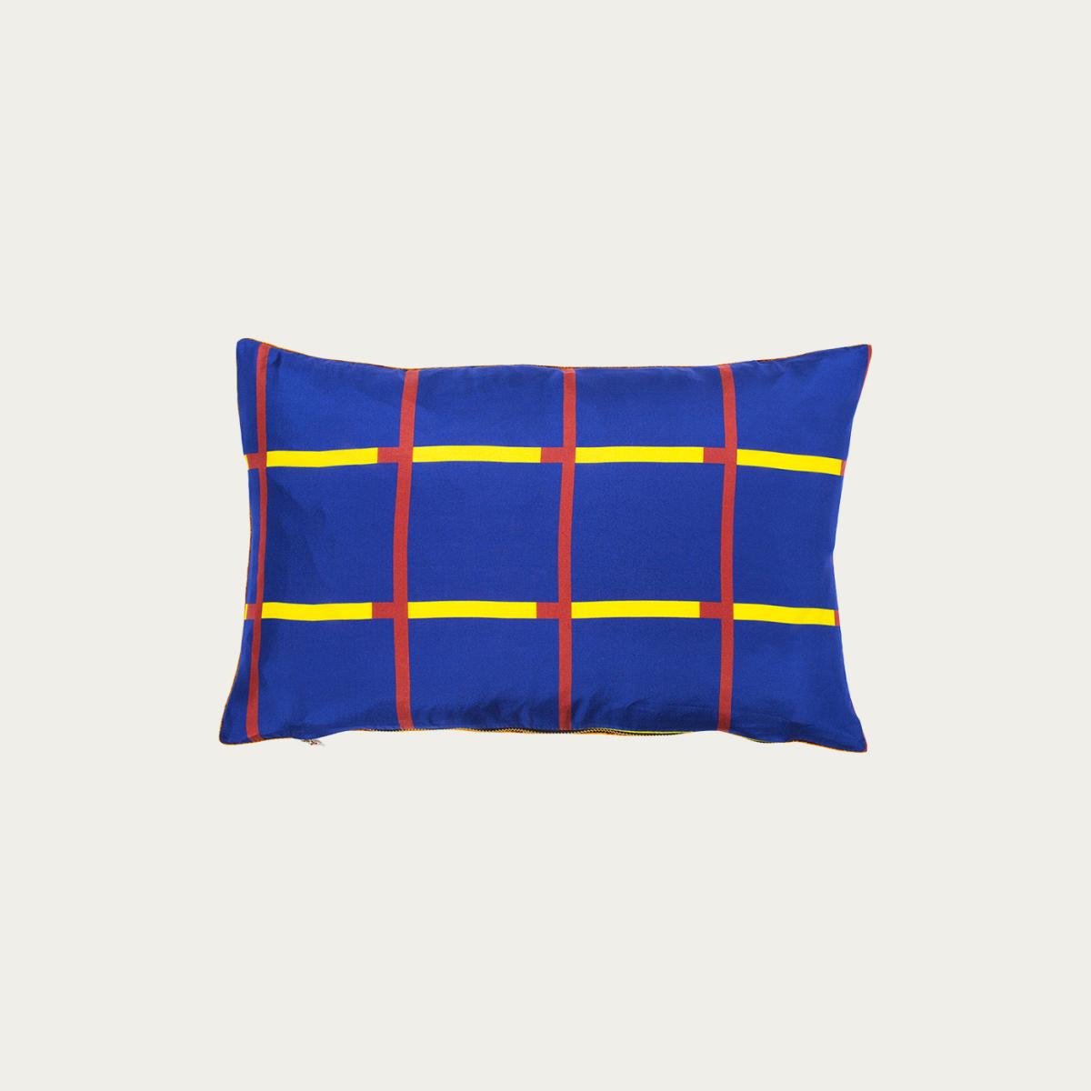 Brollow Petite Cushion – image 1