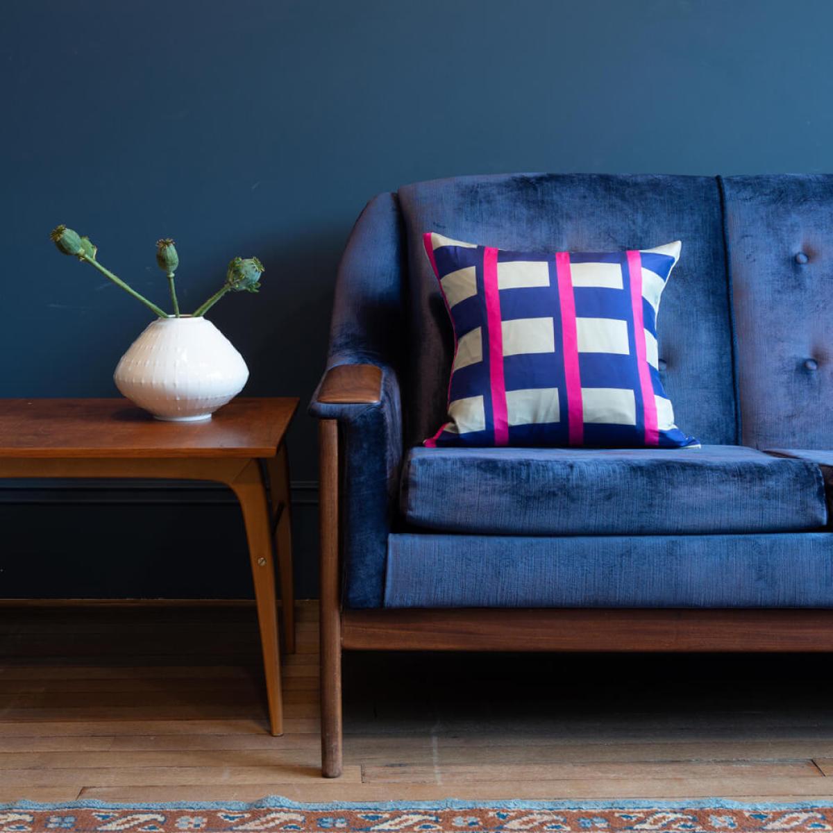 Blink Cushion – image 2