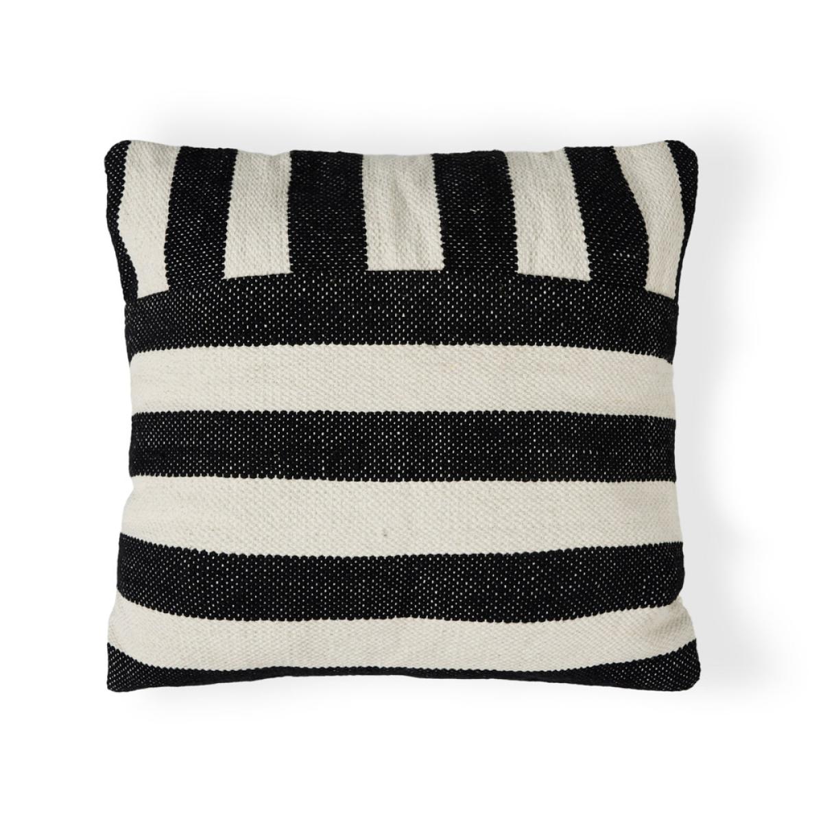 Tino Cushion, Black – image 2