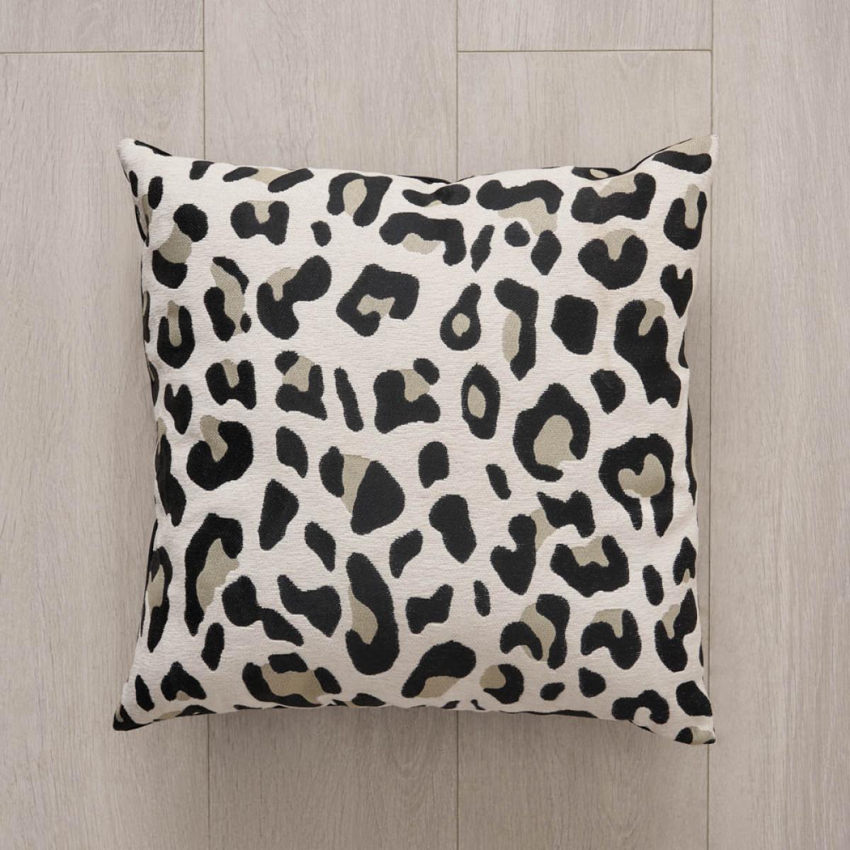 Gata Animal Print Cushion, Black – image 1