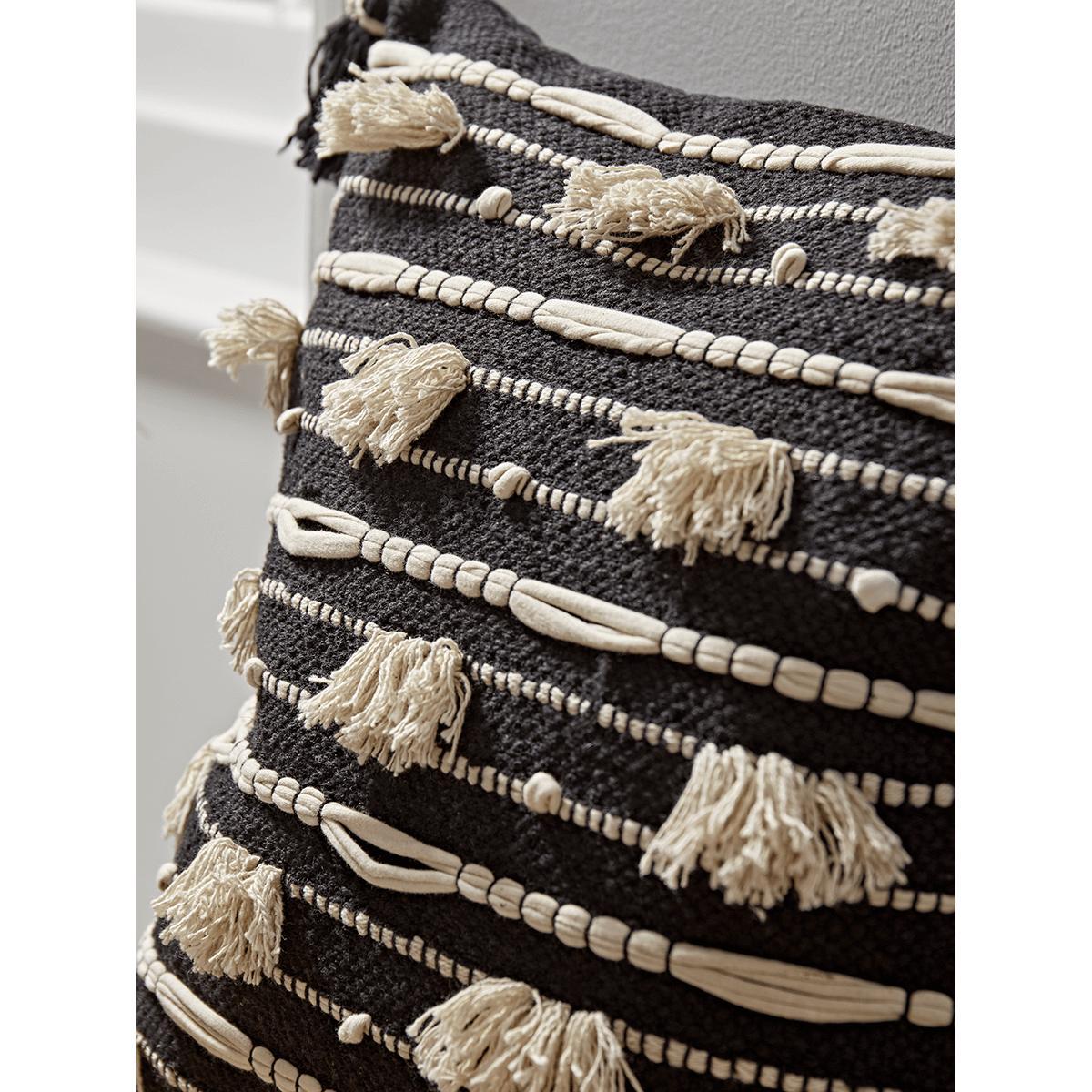 Black Tufted Cushion – image 2