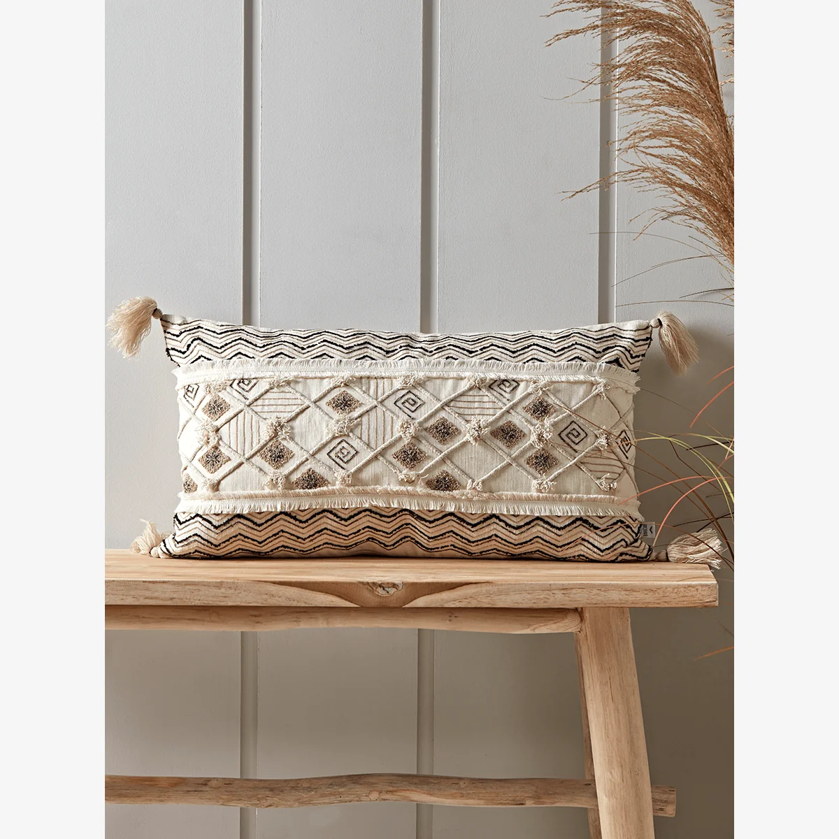 Aneka Cushion