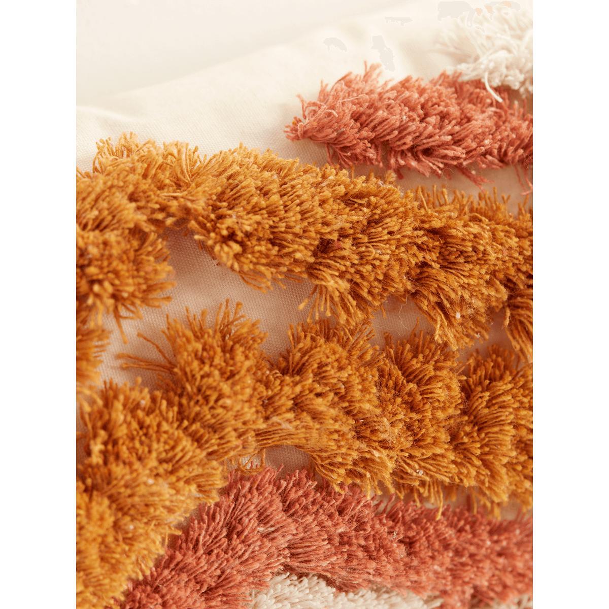 NEW Textured Diamond Cushion – image 4