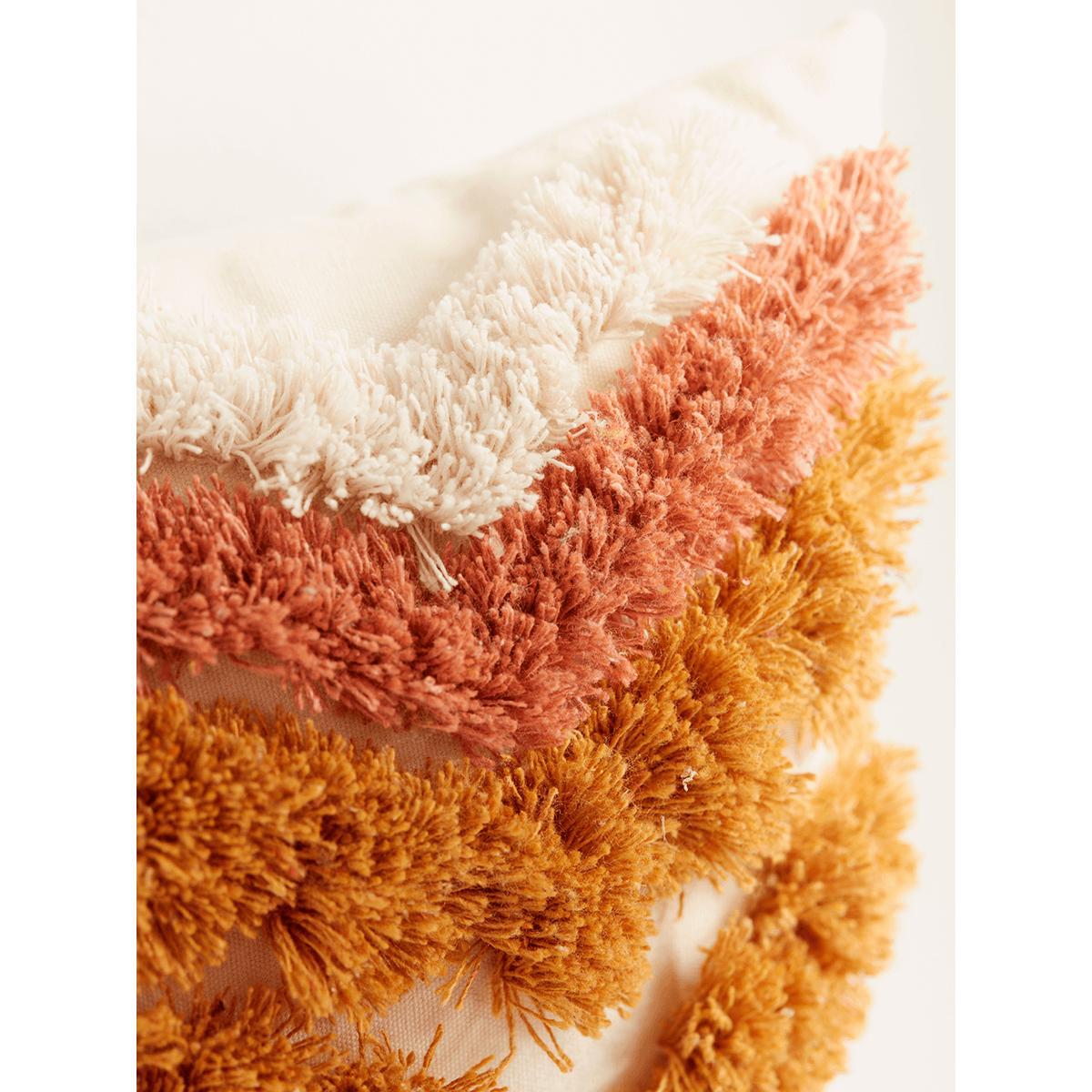 NEW Textured Diamond Cushion – image 5