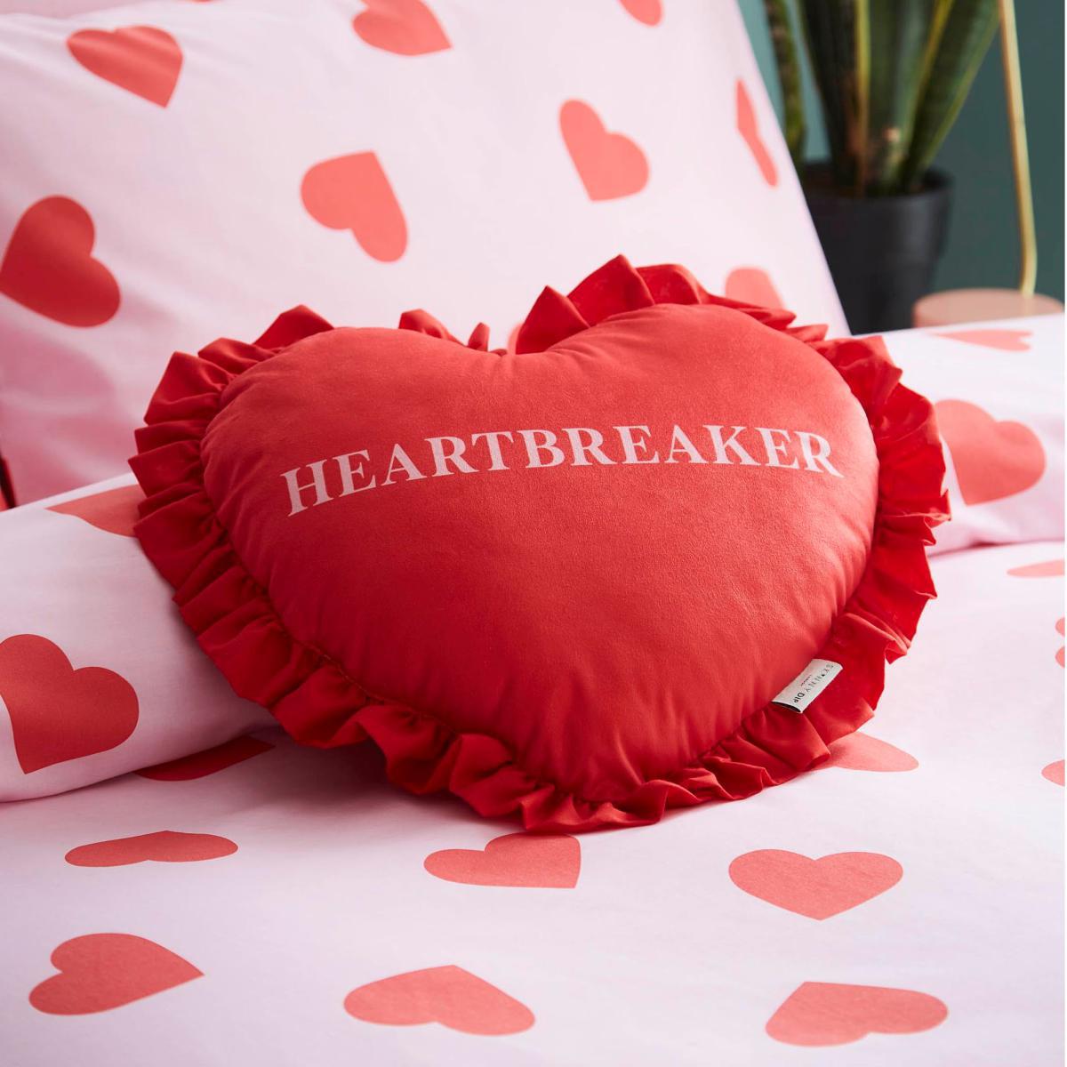 Skinny Dip Heartbreaker Cushion Ruby – image 2