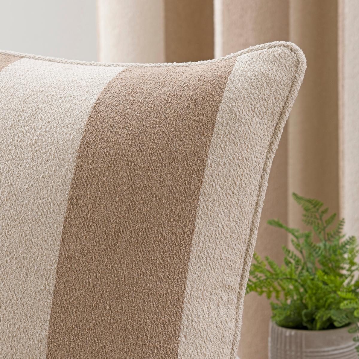 Boucle Stripe Square Cushion Natural – image 3