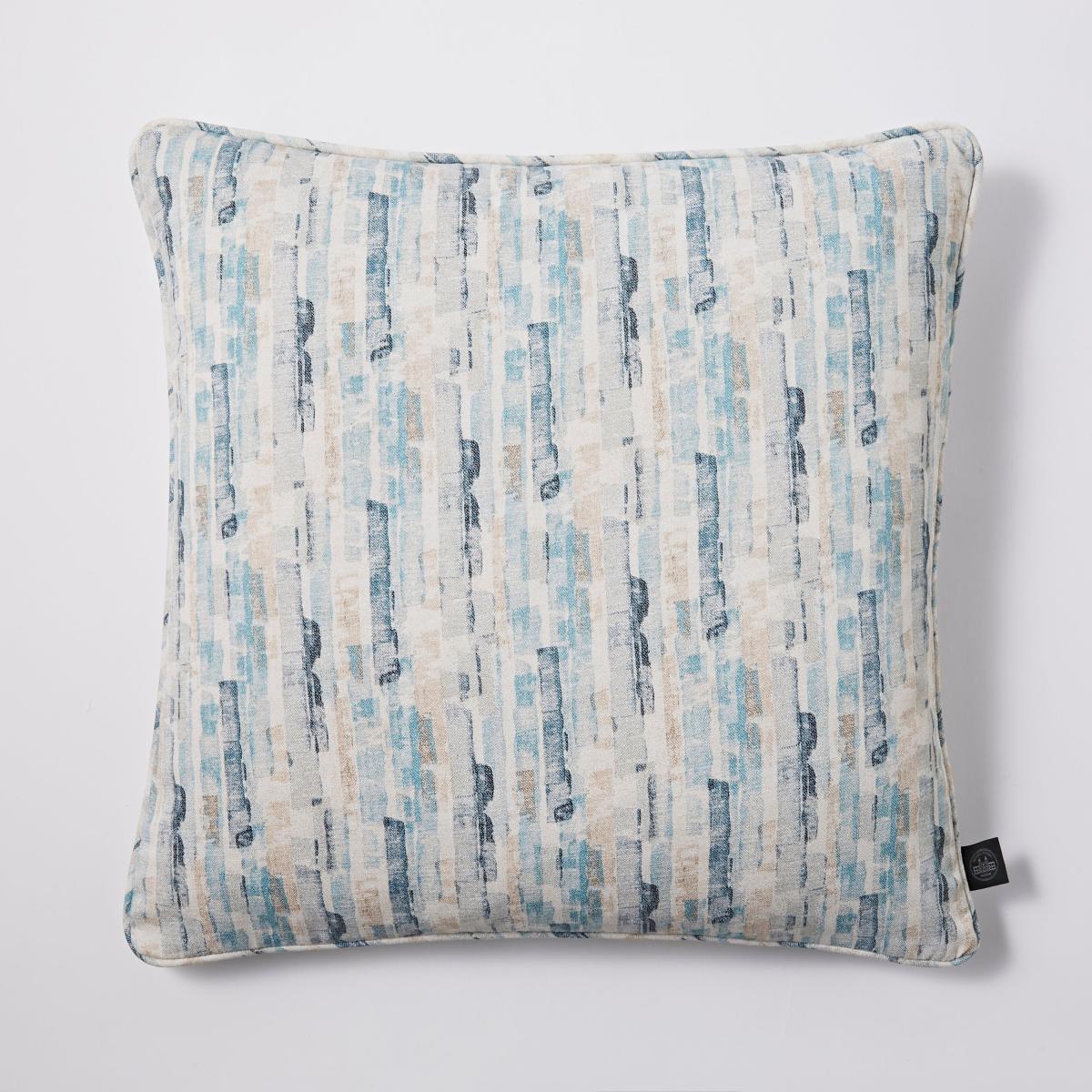 Shoreline Seafoam Cushion Seafoam (Blue) – image 4