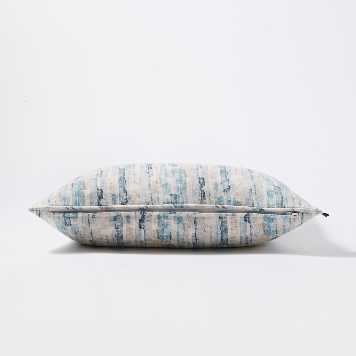 Shoreline Seafoam Cushion Seafoam (Blue) – image 5