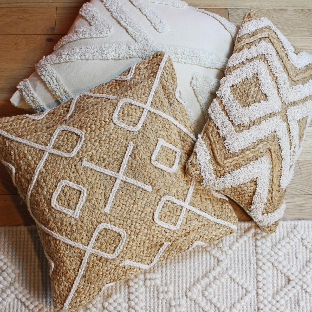 Jana Rectangle Cushion Brown – image 4