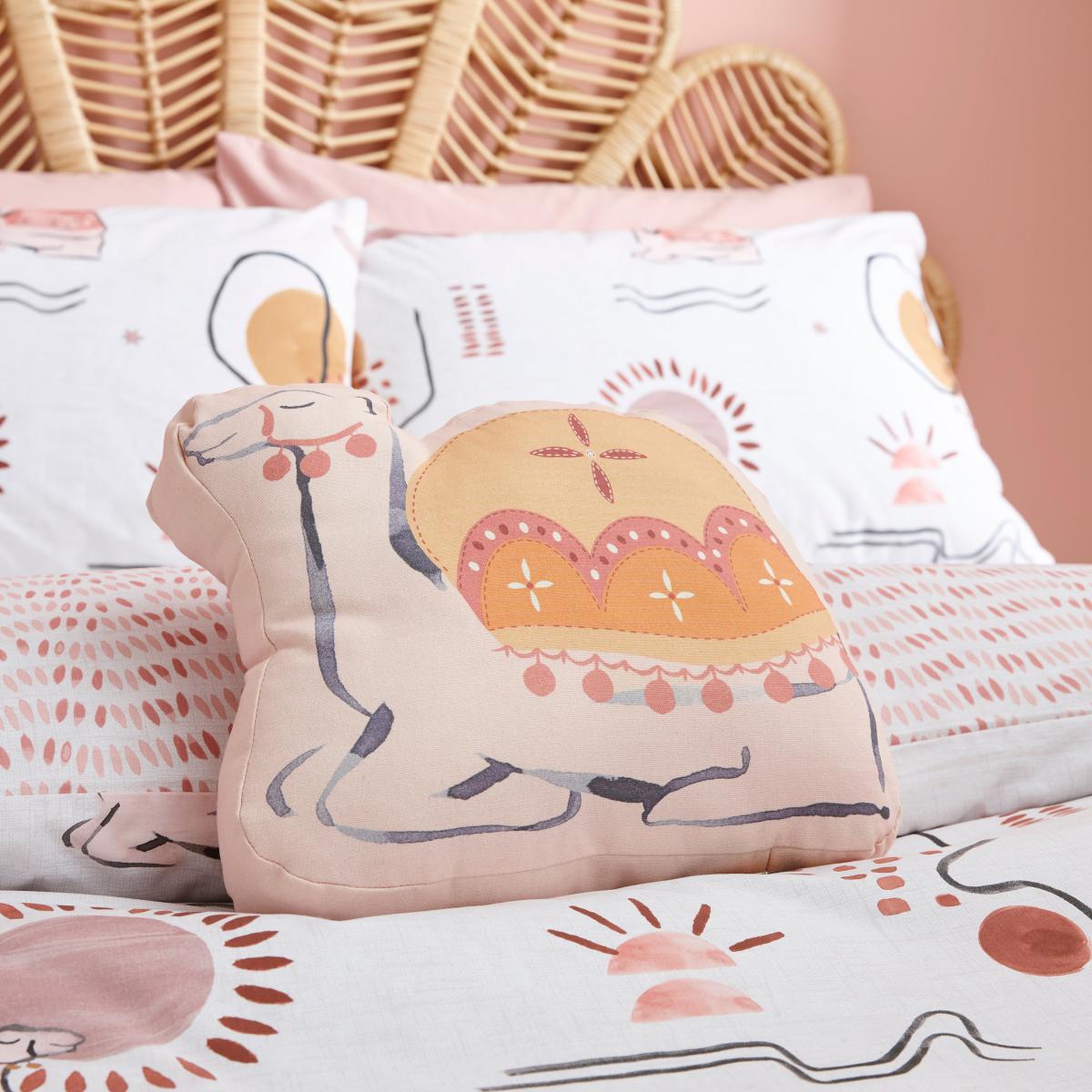 Boho Desert Camel Cushion Pink – image 2