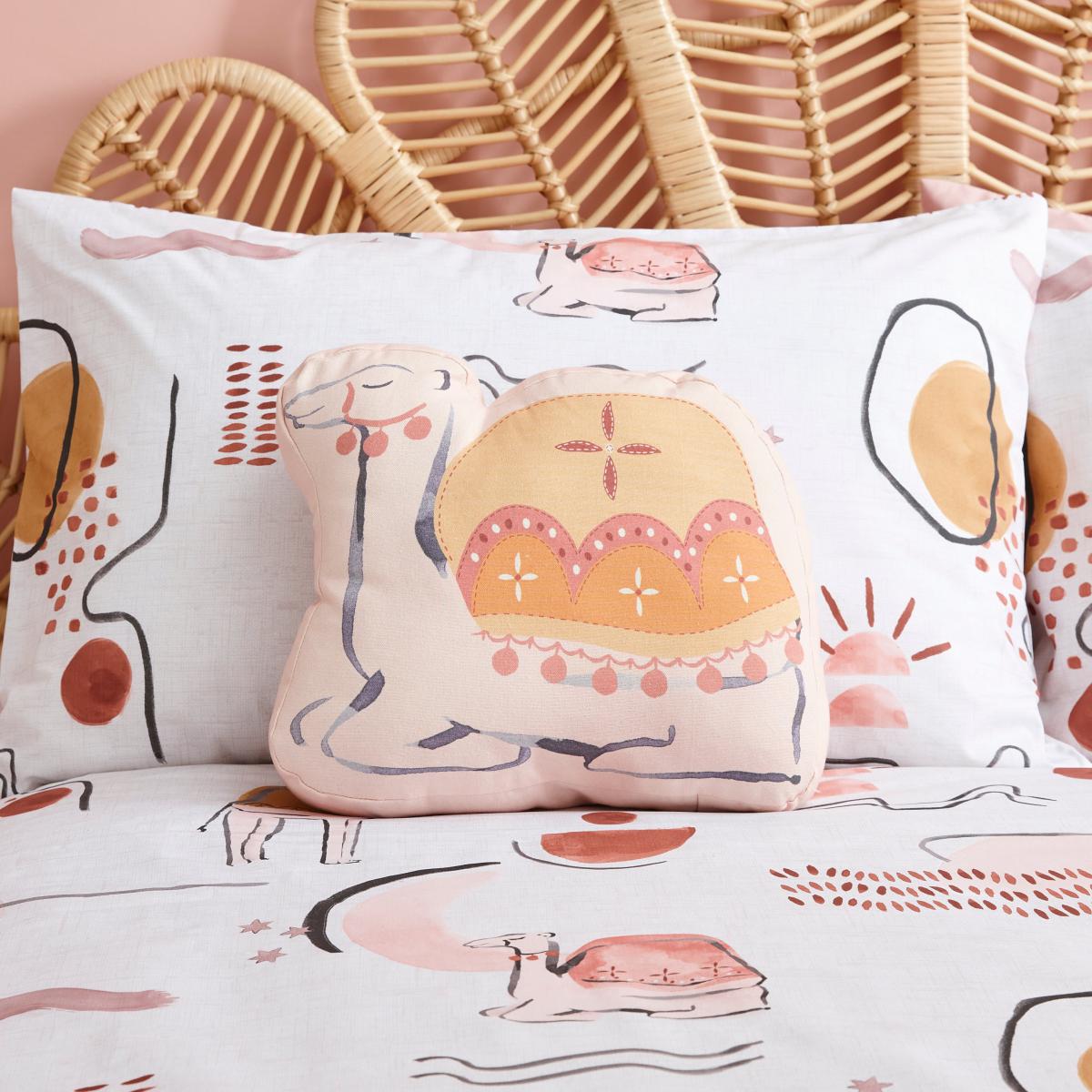 Boho Desert Camel Cushion Pink – image 1